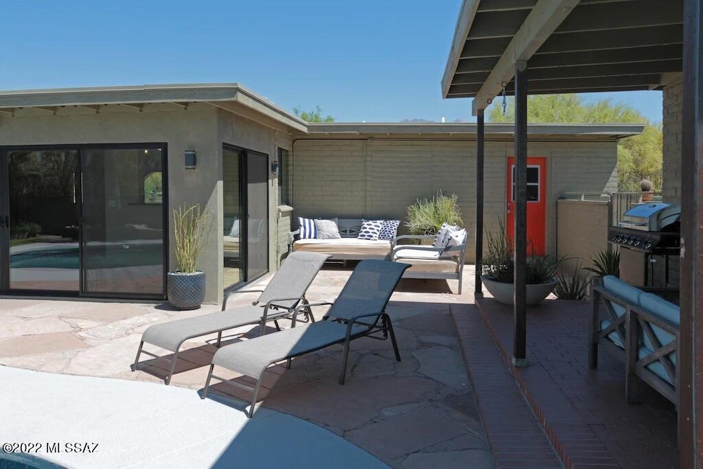 Sabino Vista West (1-83) - Residential Lease