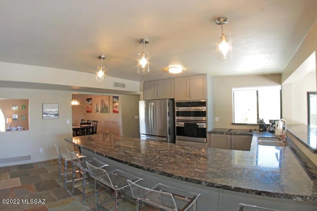 Sabino Vista West (1-83) - Residential Lease