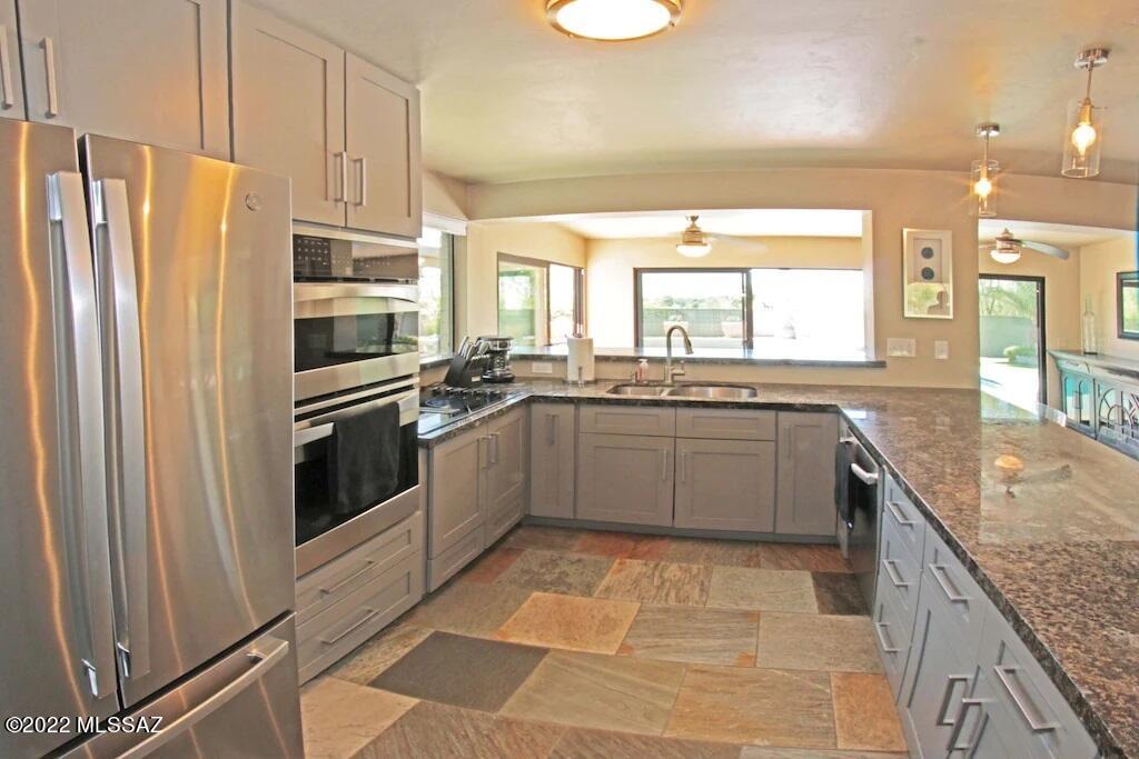 Sabino Vista West (1-83) - Residential Lease