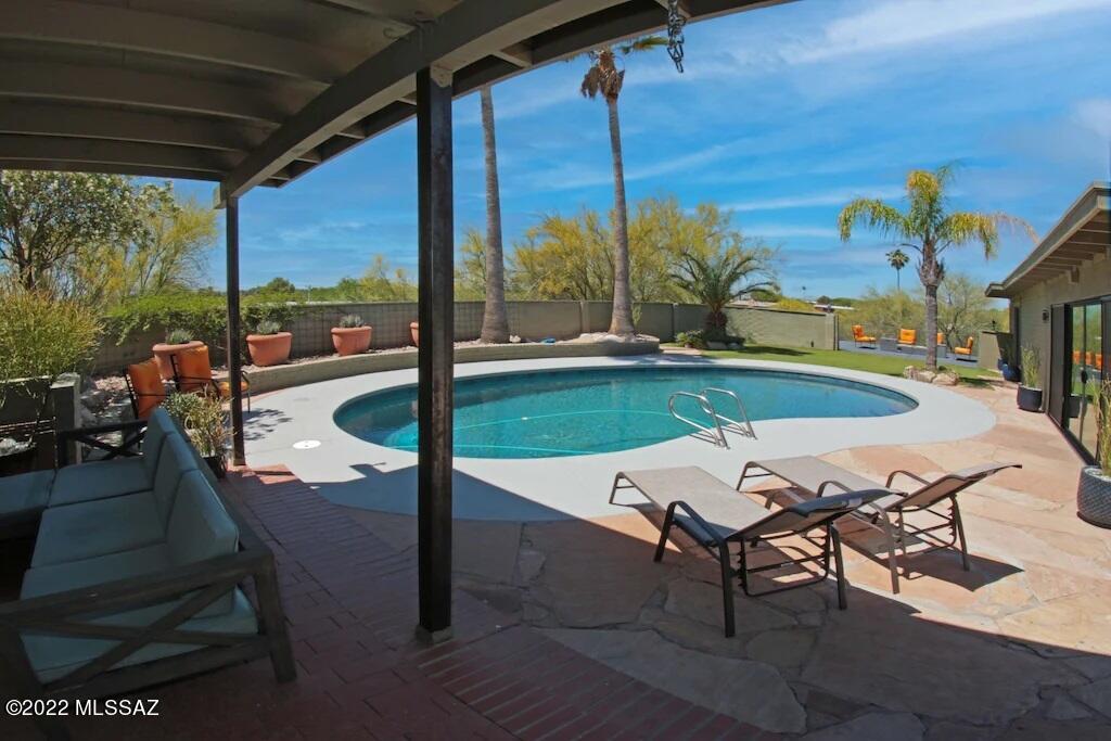 Sabino Vista West (1-83) - Residential Lease
