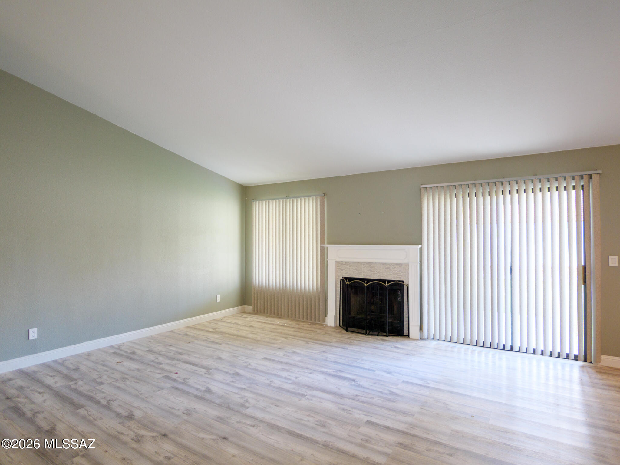 Elliott Homes At Rita Ranch (1-521) - Residential Lease