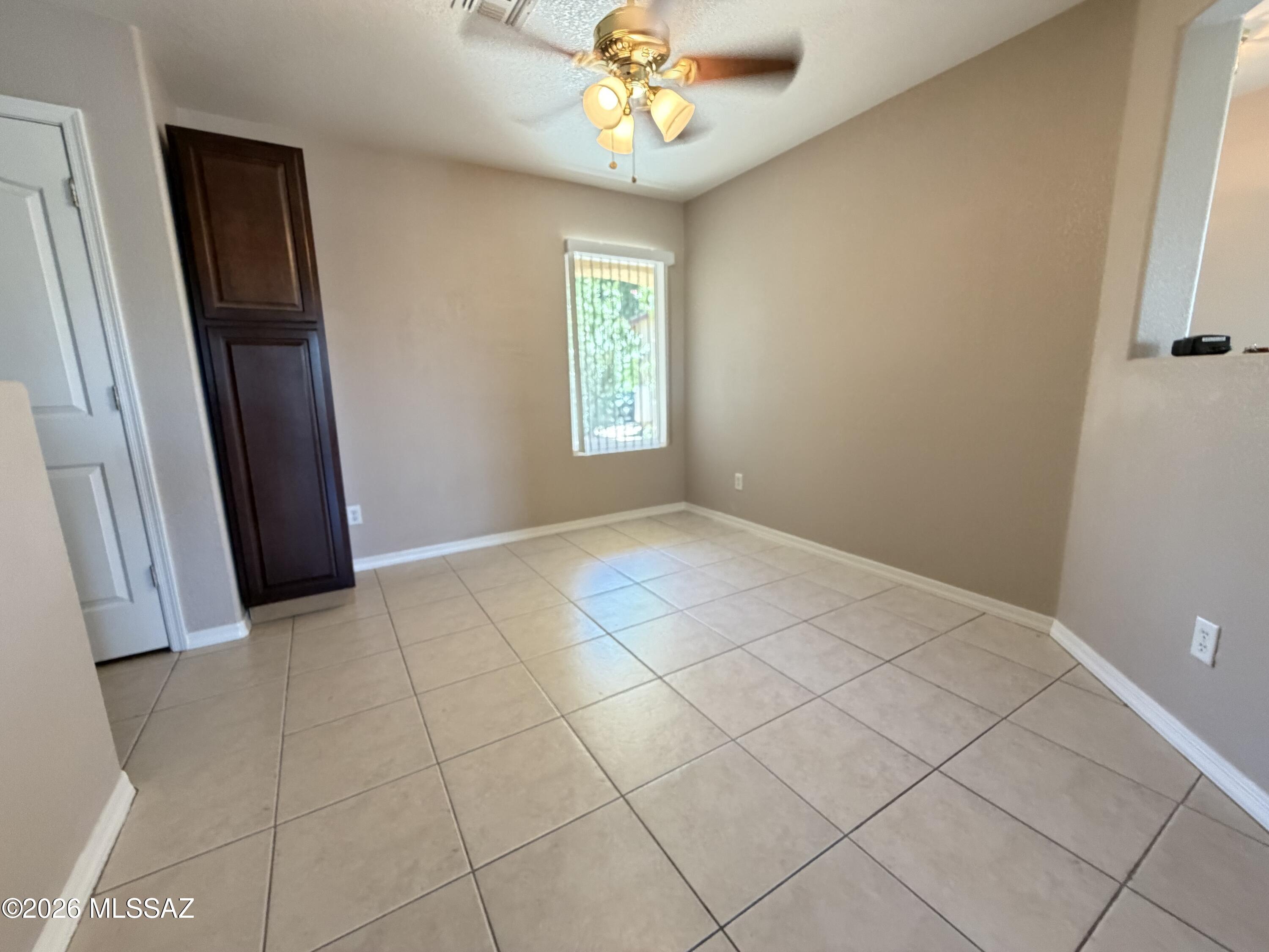 Pantano Ridge (1-123) - Residential Lease