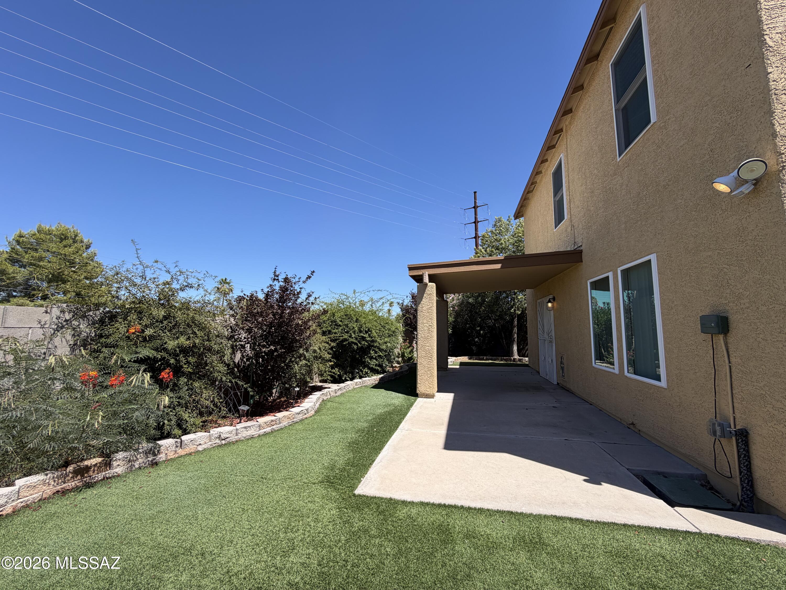 Pantano Ridge (1-123) - Residential Lease