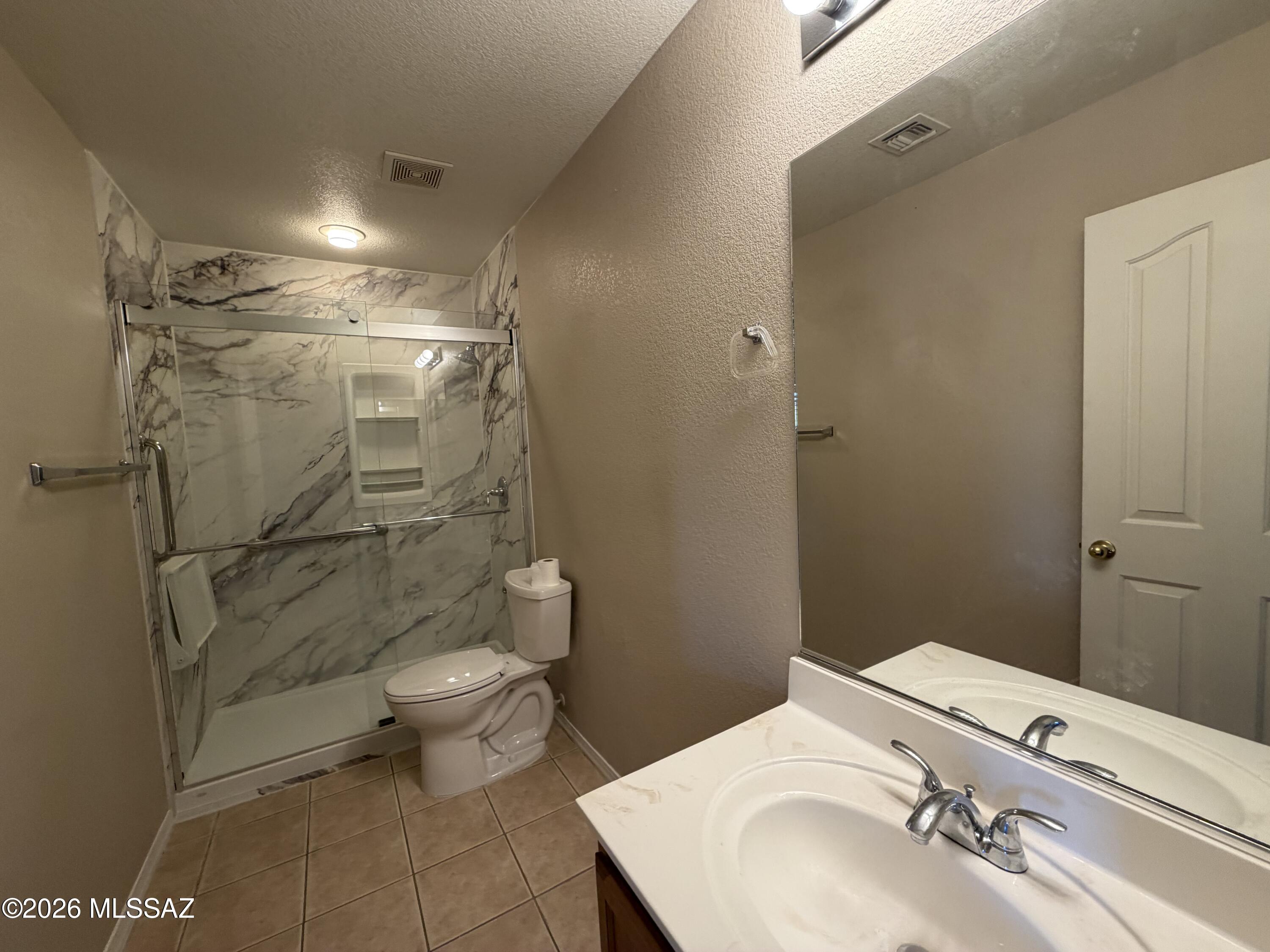 Pantano Ridge (1-123) - Residential Lease