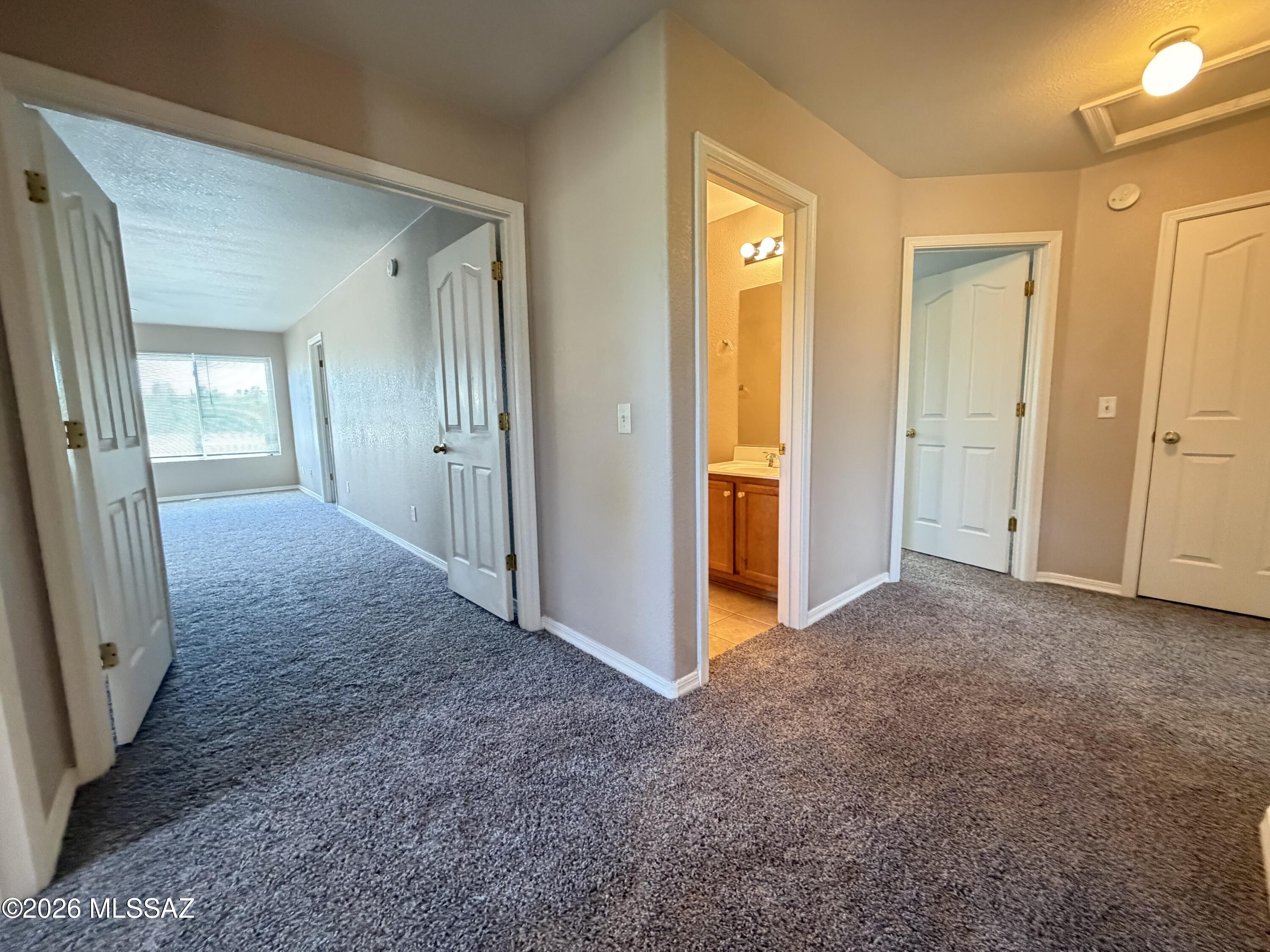 Pantano Ridge (1-123) - Residential Lease