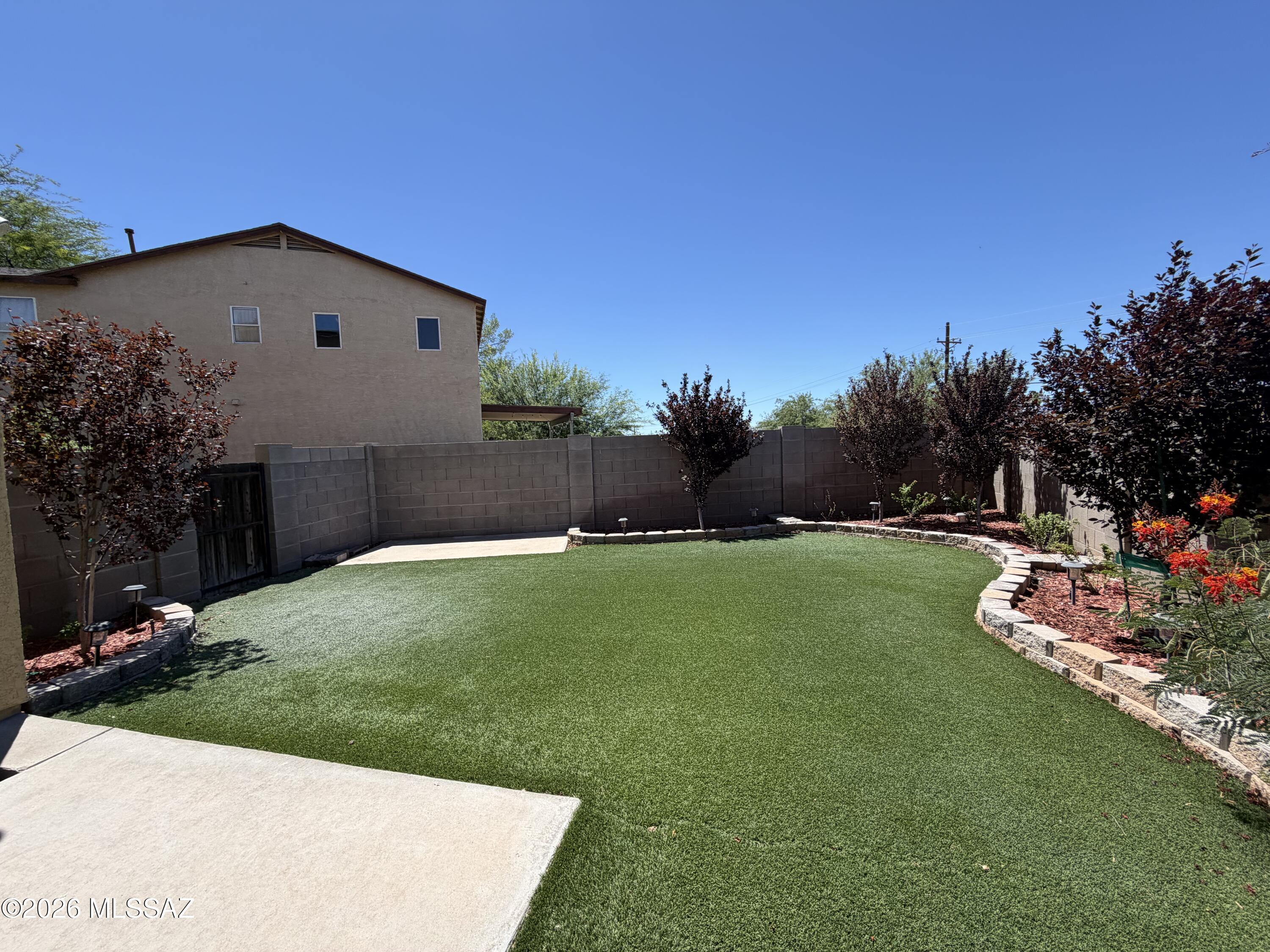 Pantano Ridge (1-123) - Residential Lease
