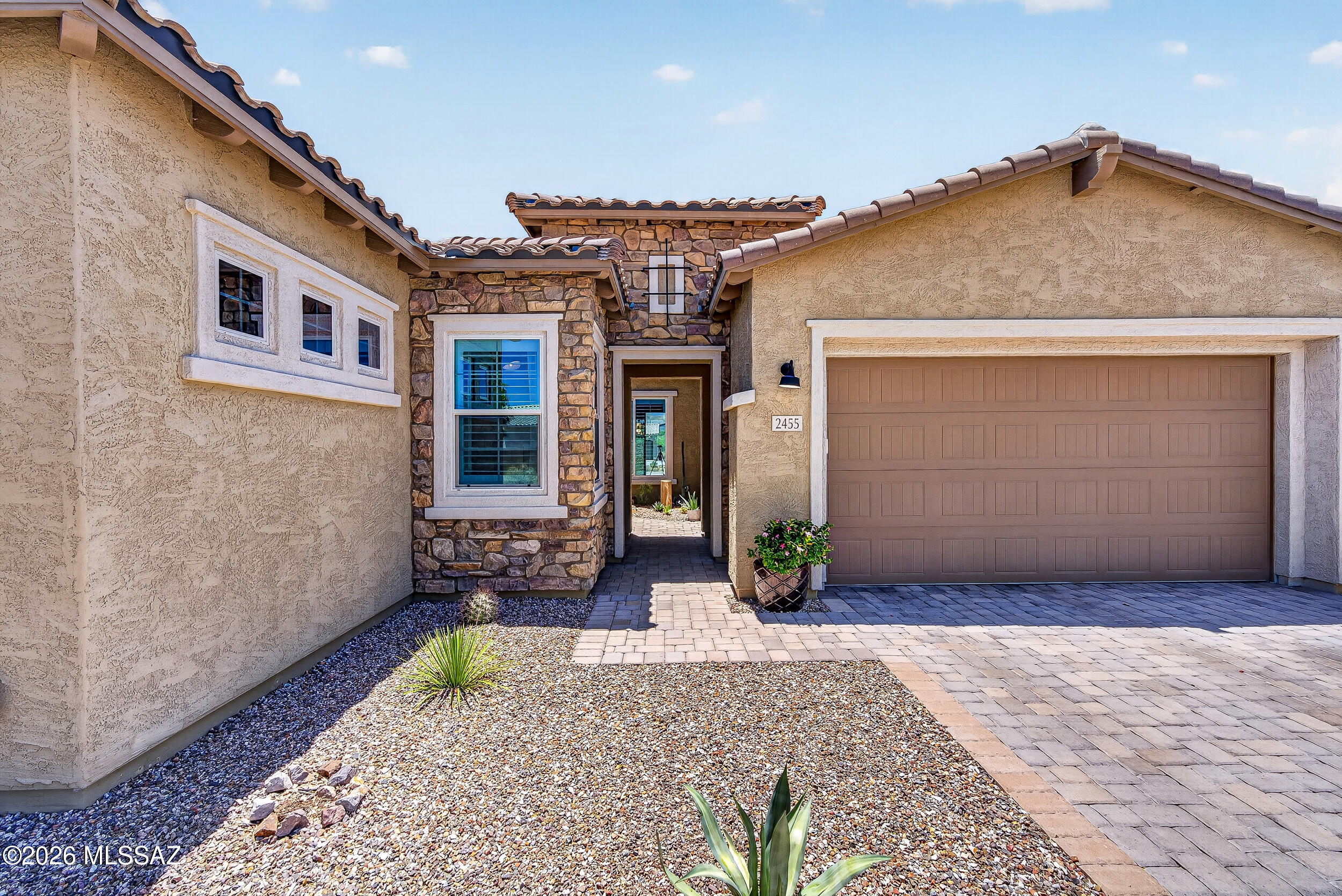 Saguaros Viejos West - Residential
