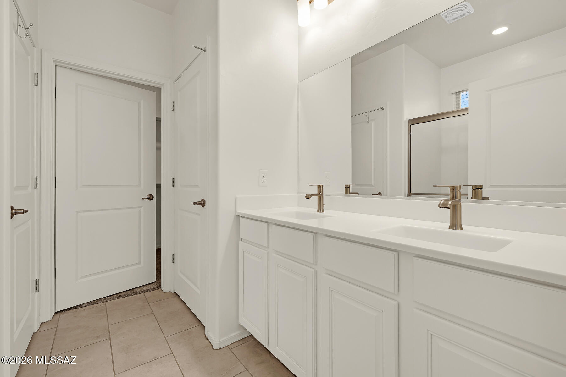 De Anza - Residential