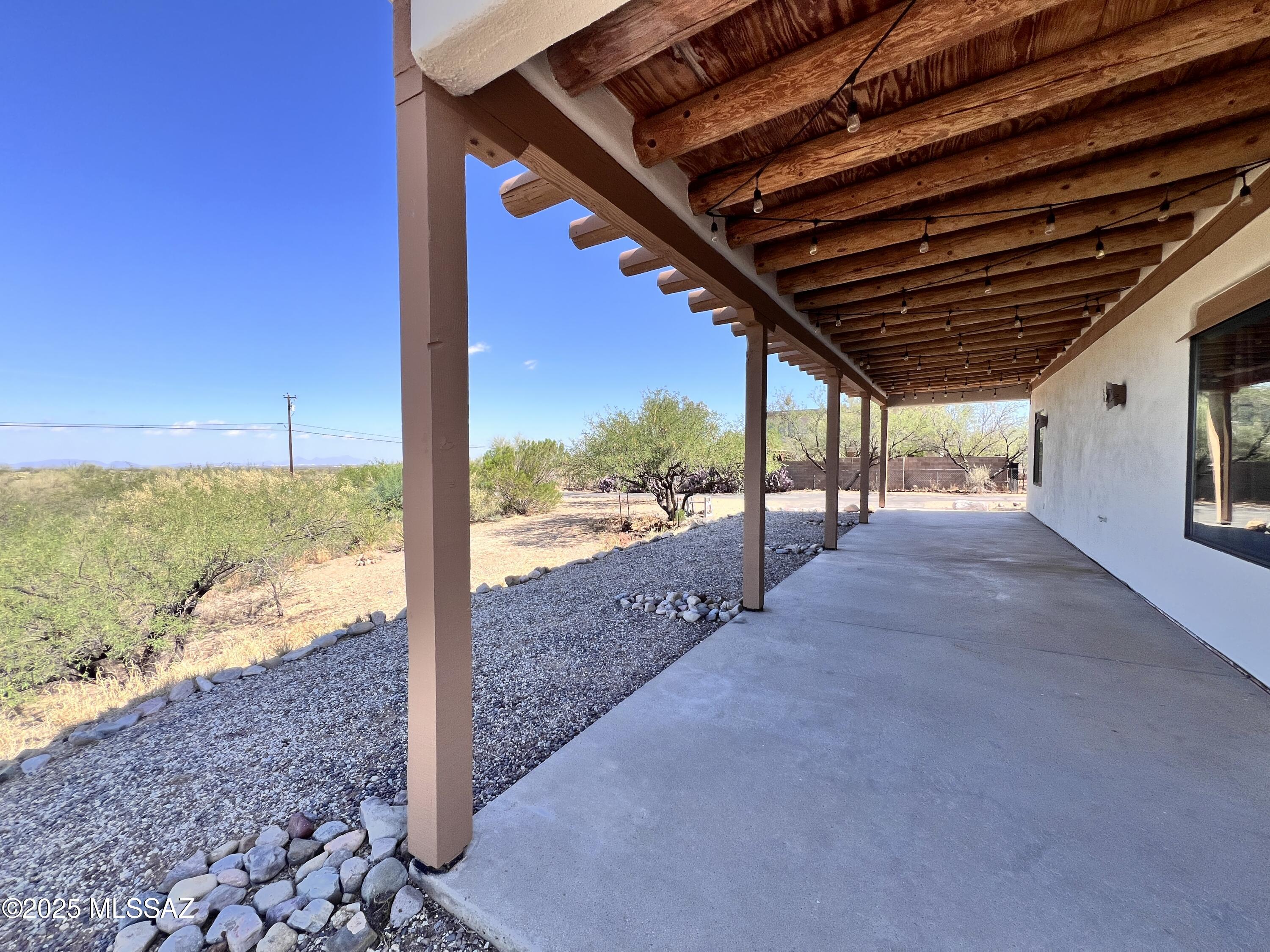 New Tucson Unit NO. 23 (140-261) - Residential Lease