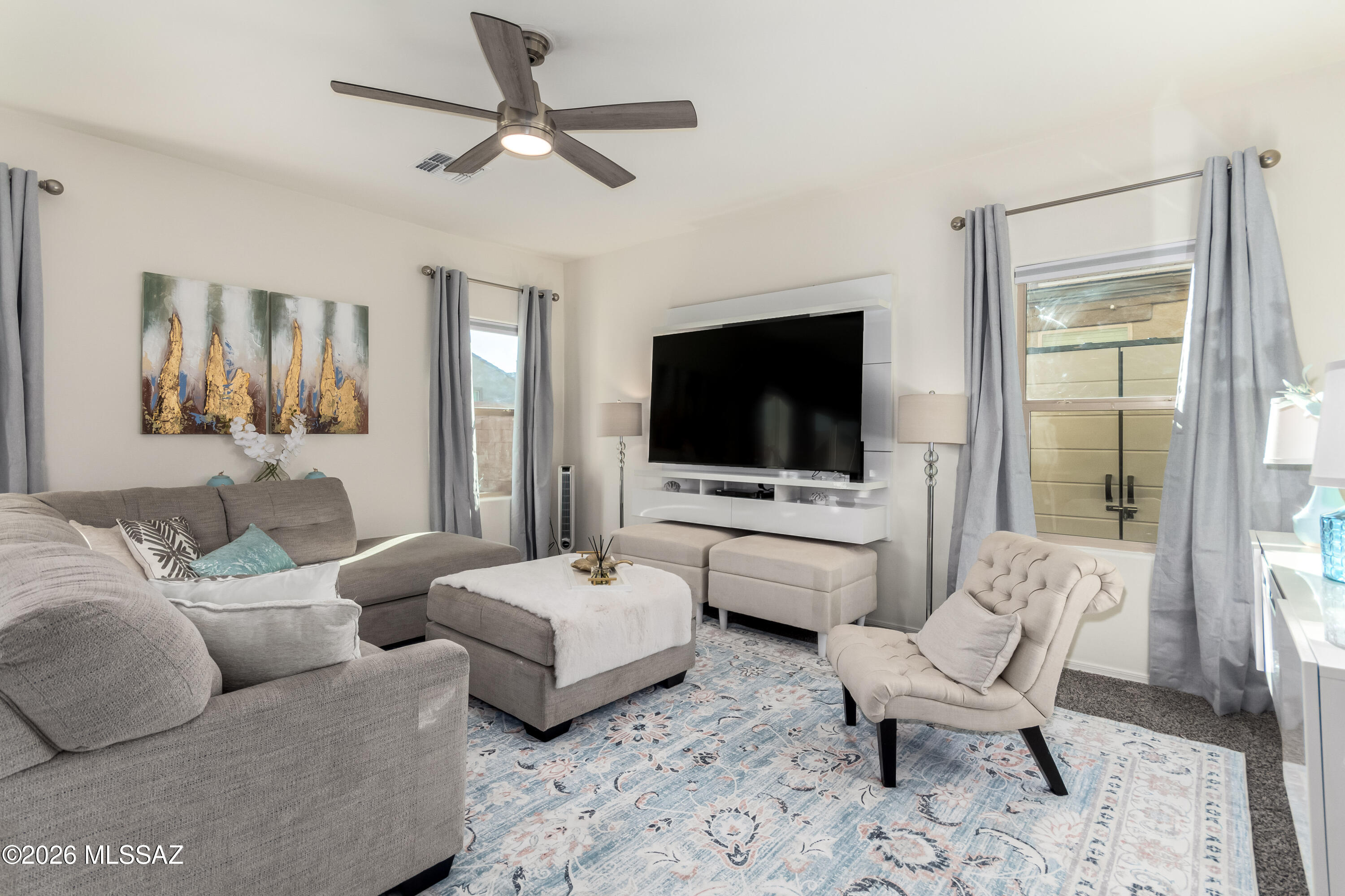 Saguaro Bloom SQ20180540069 - Residential