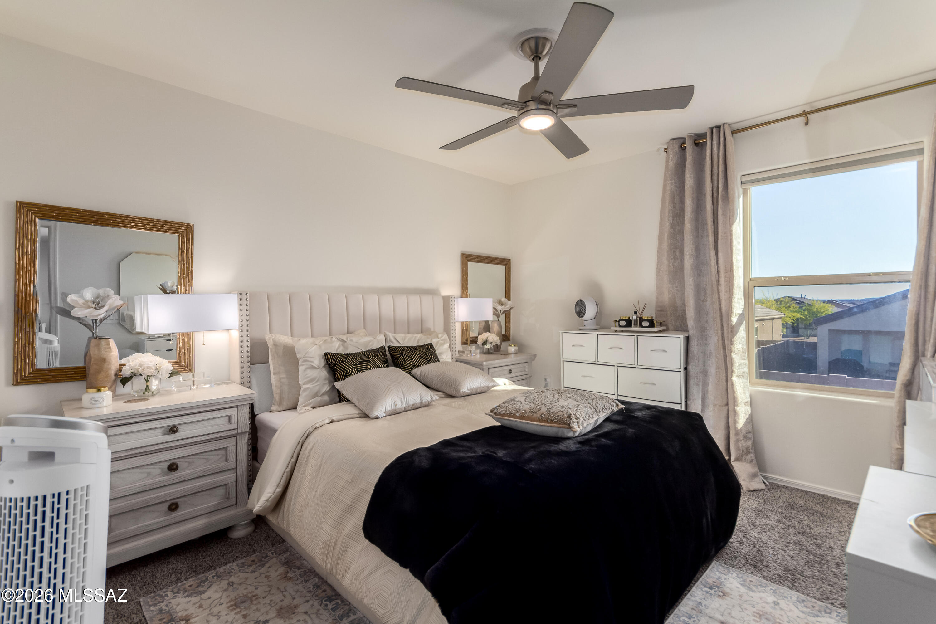 Saguaro Bloom SQ20180540069 - Residential
