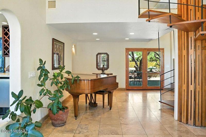 River View Estates (1-101) - Residential