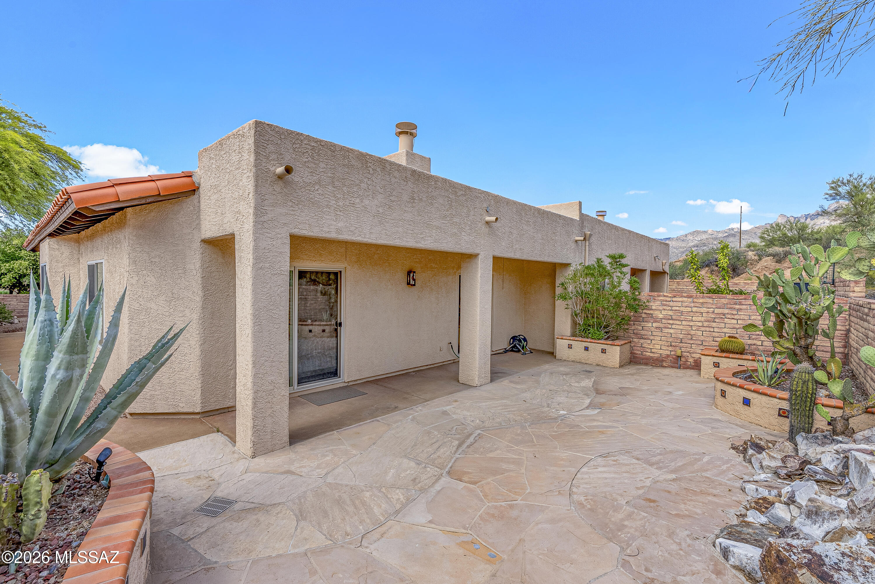 Valle Del Oro Townhomes (1-90) - Residential Lease