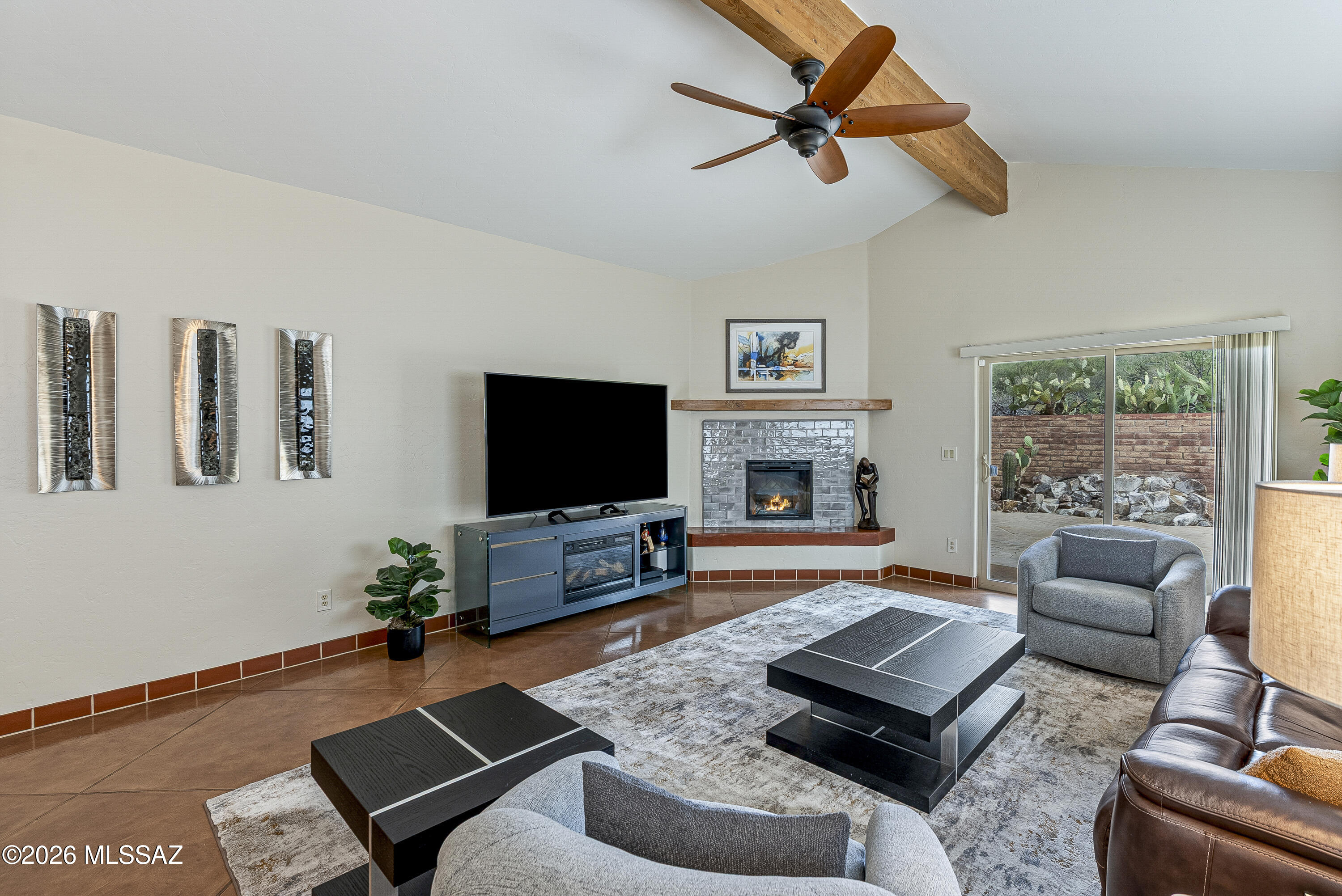 Valle Del Oro Townhomes (1-90) - Residential Lease