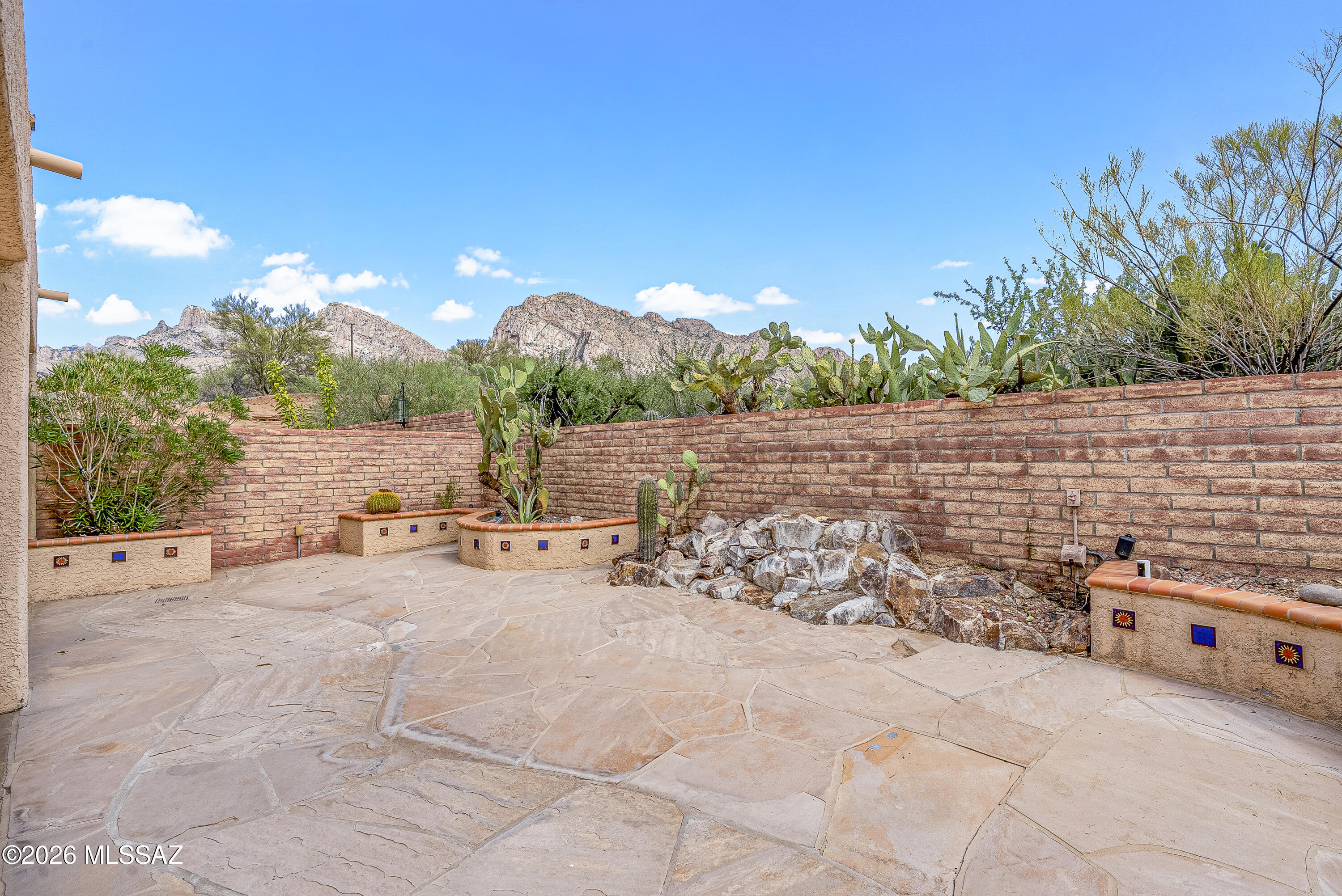 Valle Del Oro Townhomes (1-90) - Residential Lease