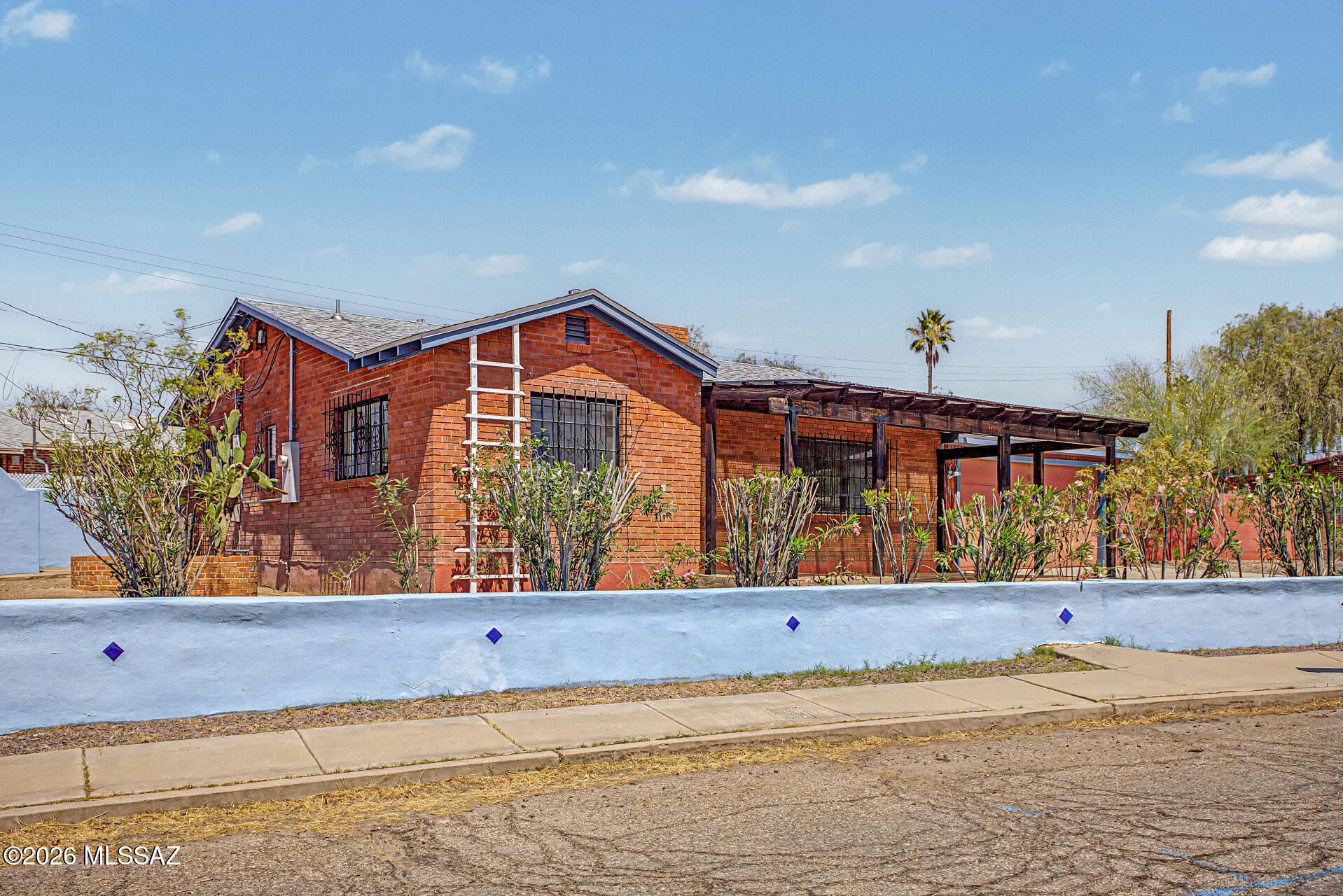 El Cortez Heights - Residential