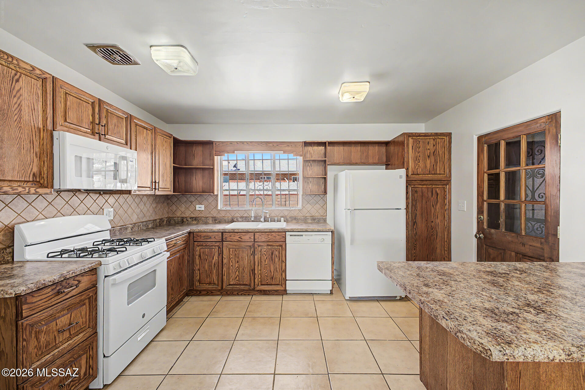 El Cortez Heights - Residential