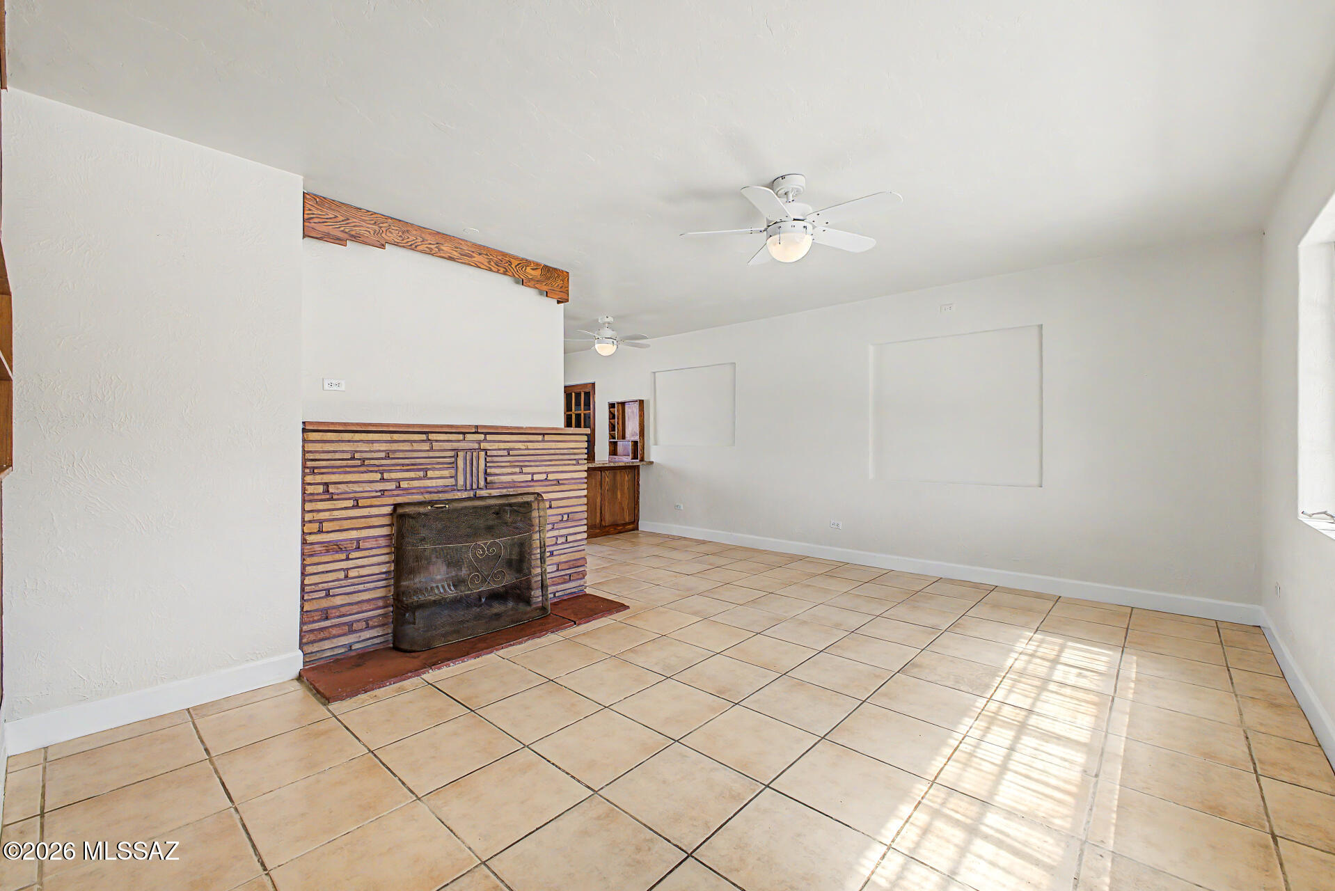 El Cortez Heights - Residential