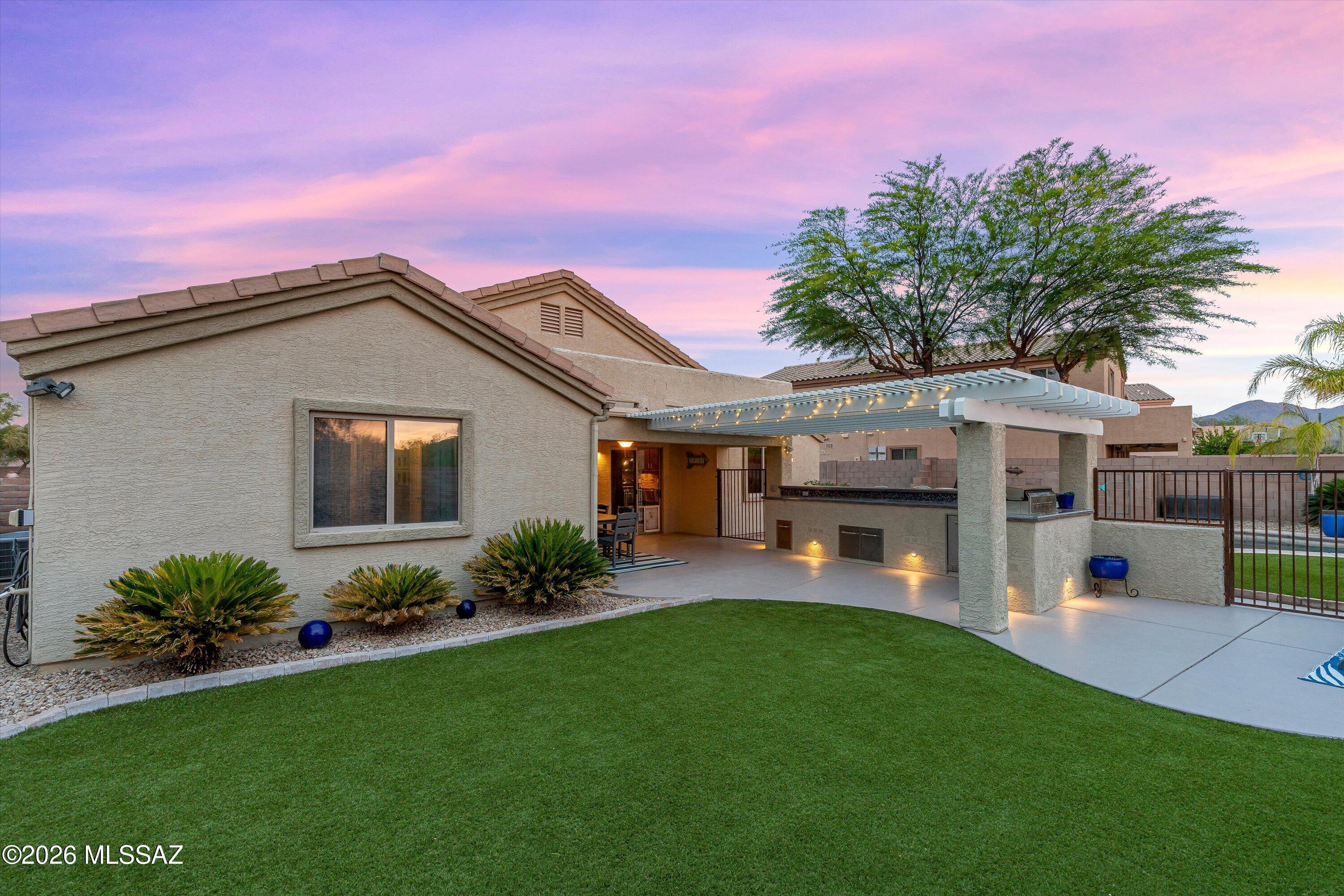 Continental Reserve Blk. 16B (1-86) - Residential