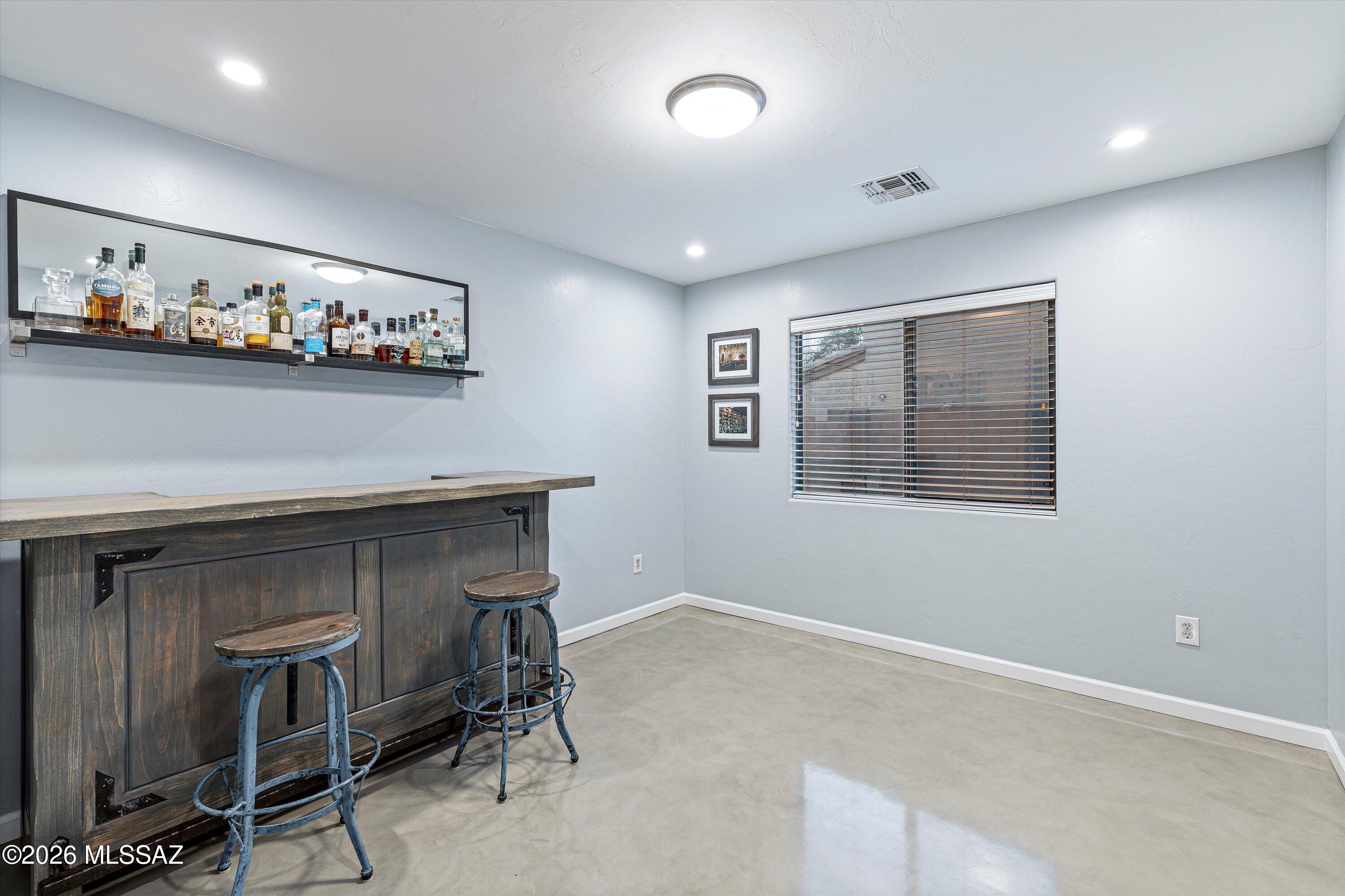 Continental Reserve Blk. 16B (1-86) - Residential