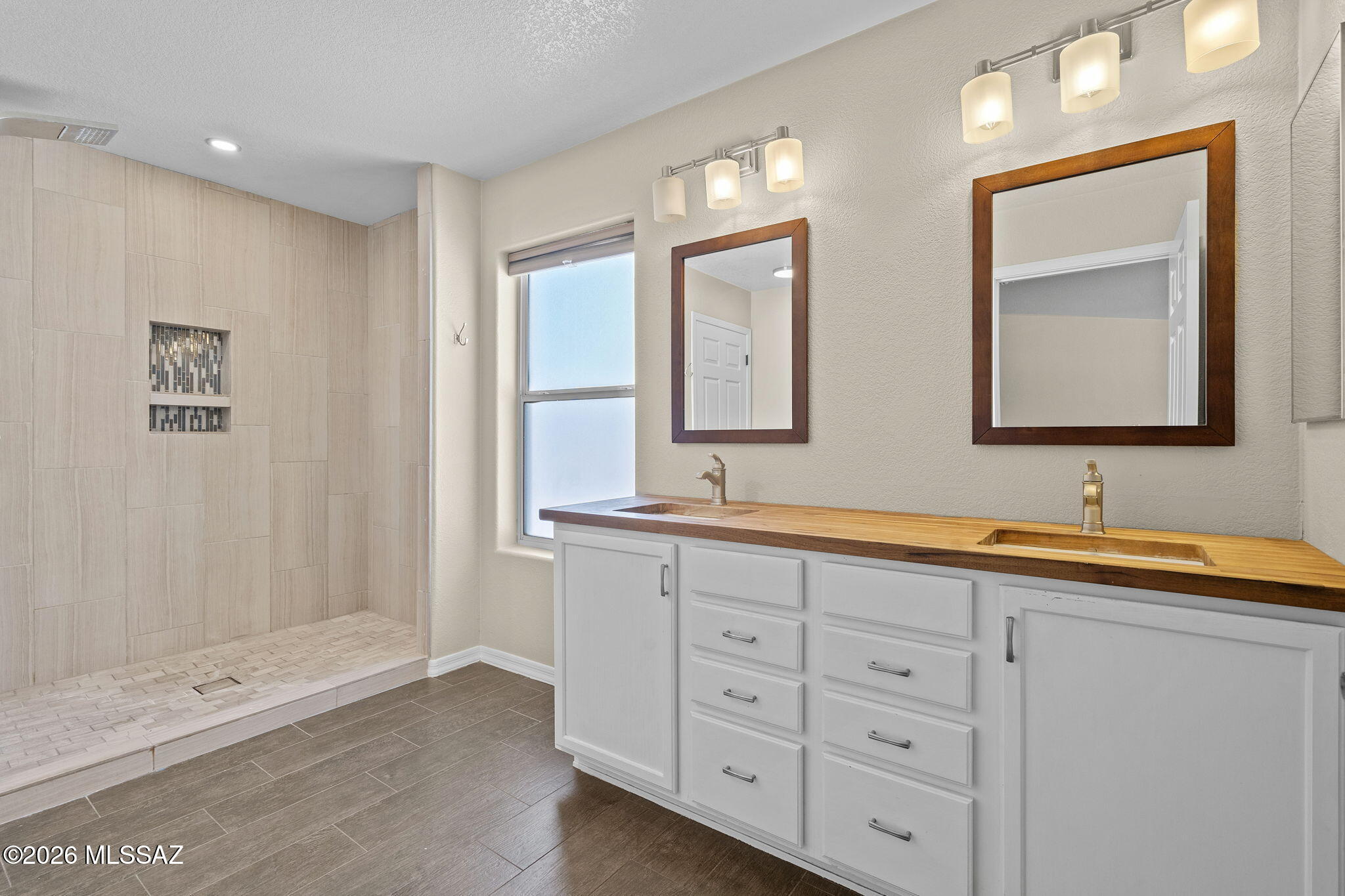 Rancho Del Lago (1-100) - Residential