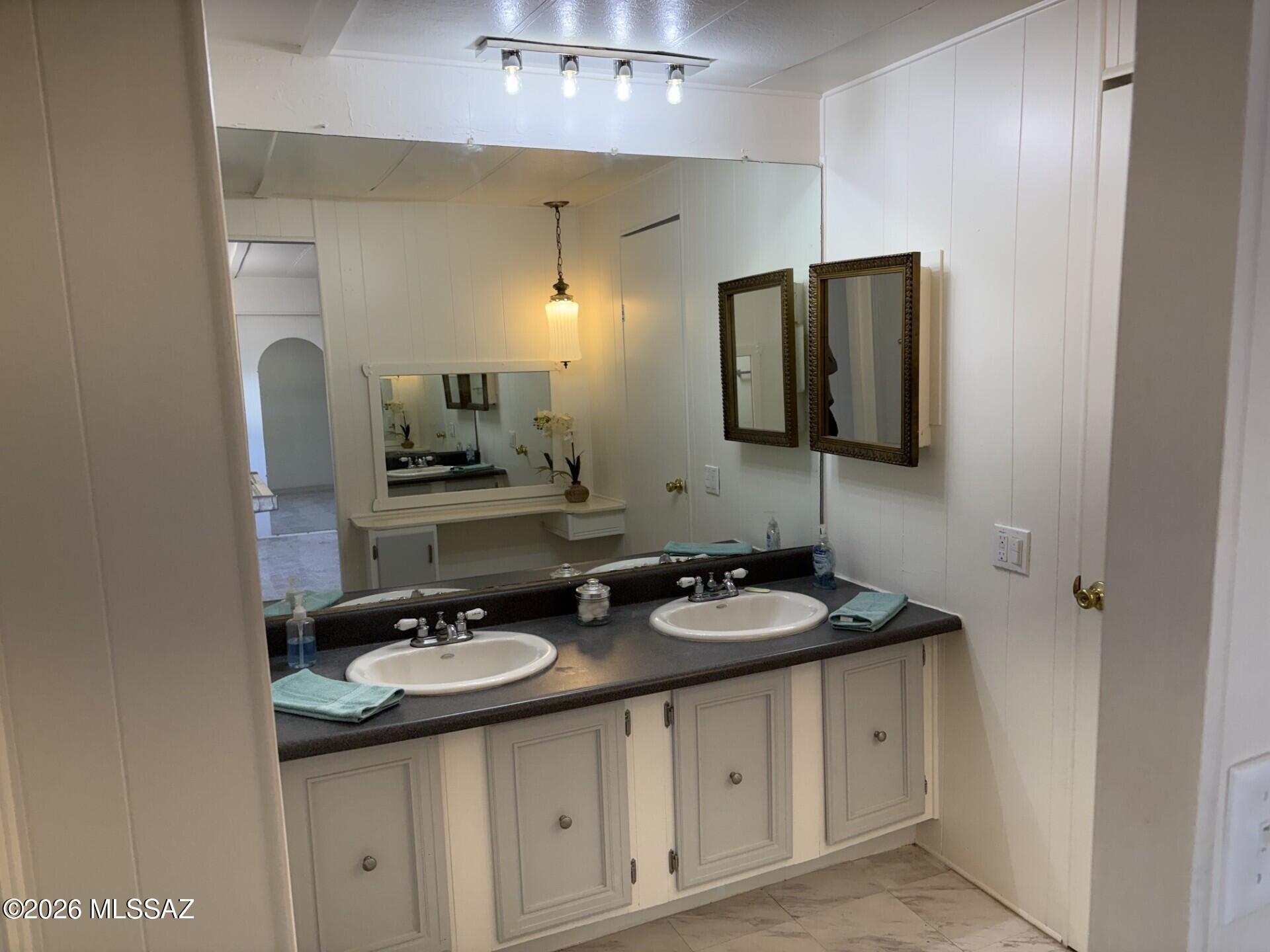 Mescal Lakes - Residential