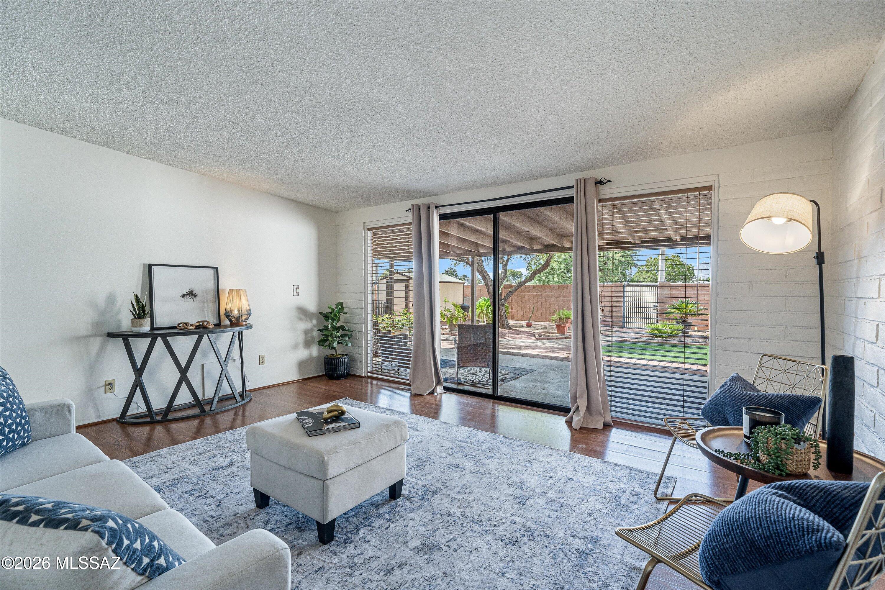 Vista Del Prado (1-274) - Residential