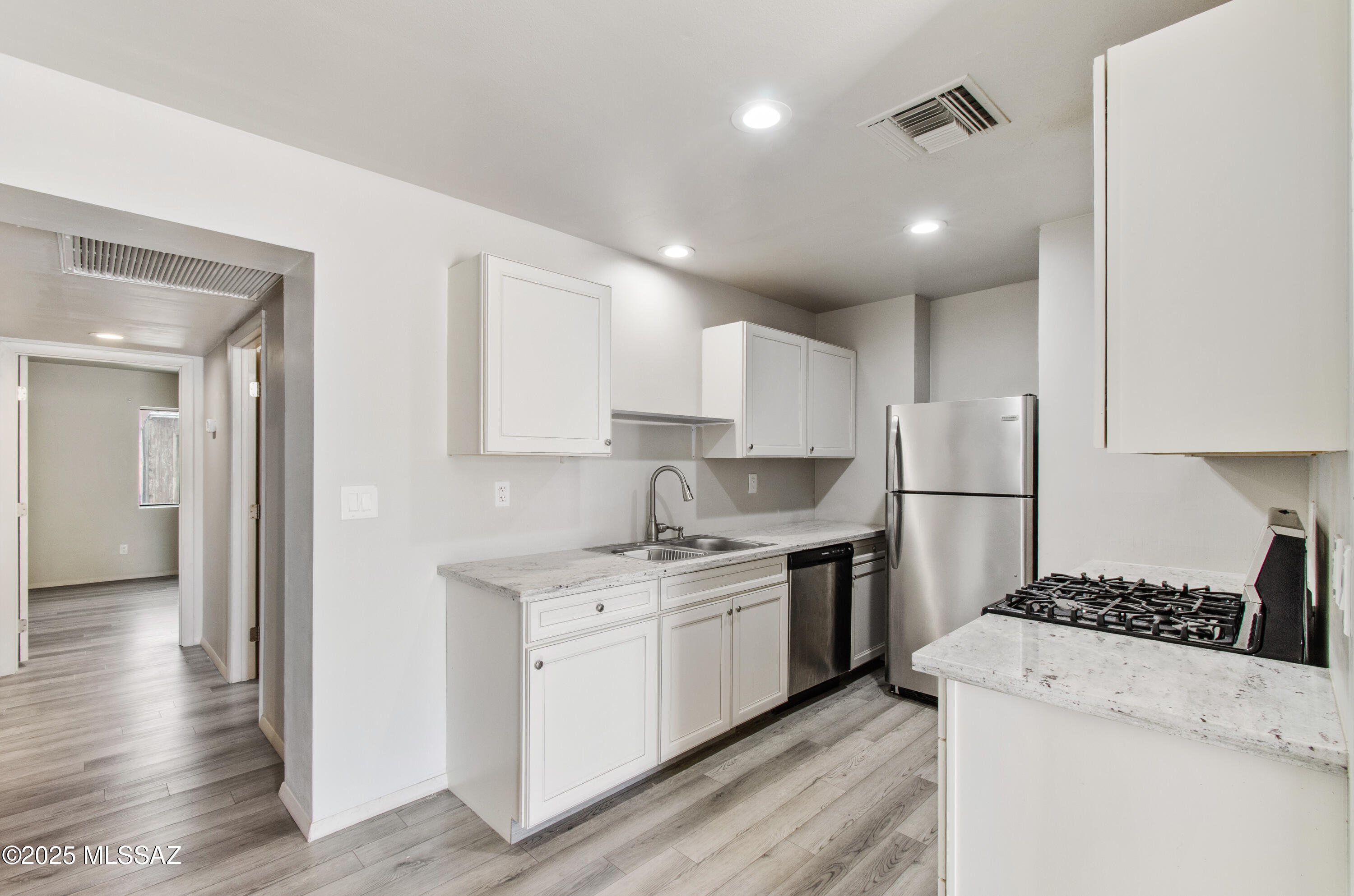 University Home Addition - Residential Lease