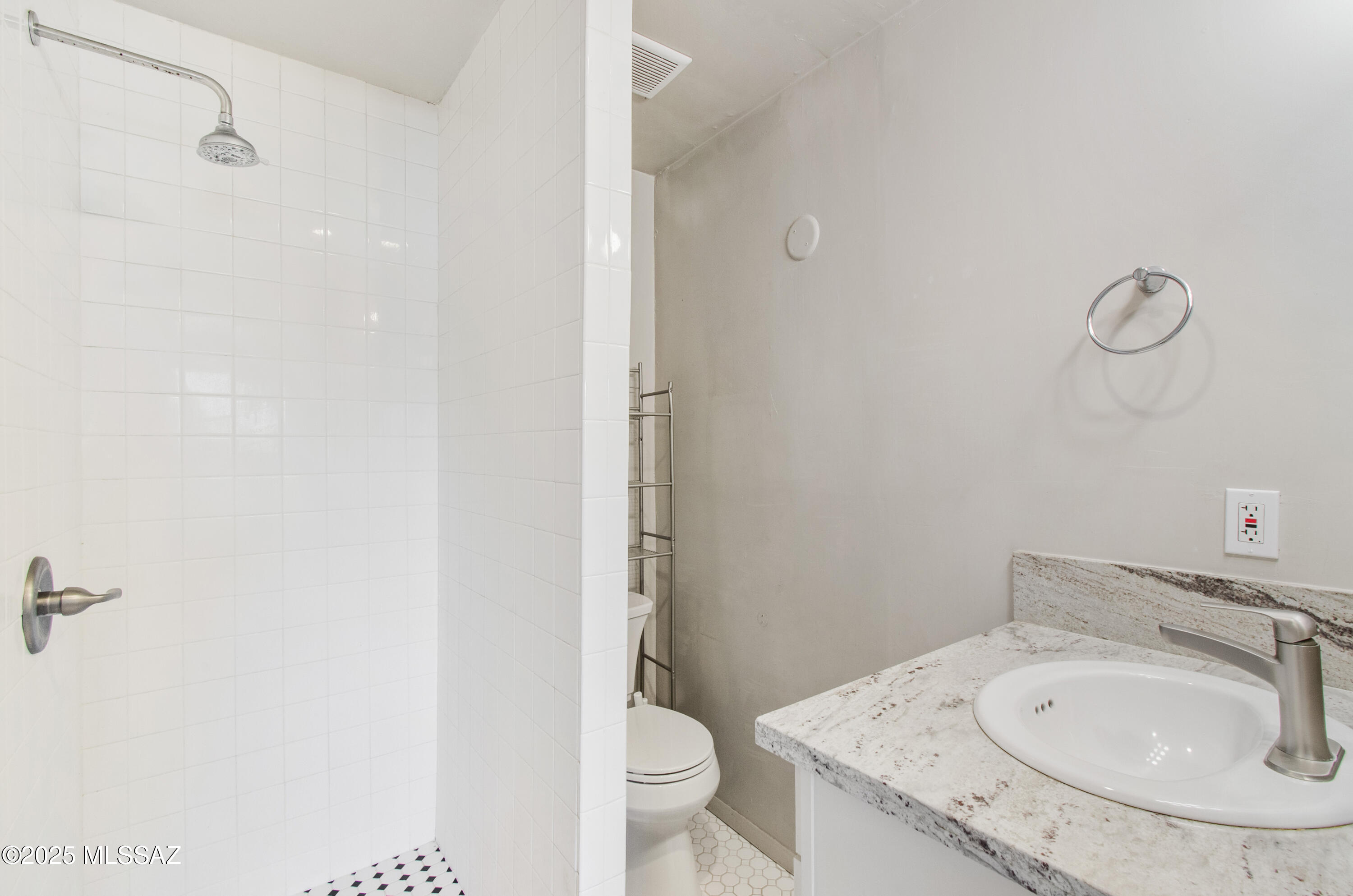 University Home Addition - Residential Lease