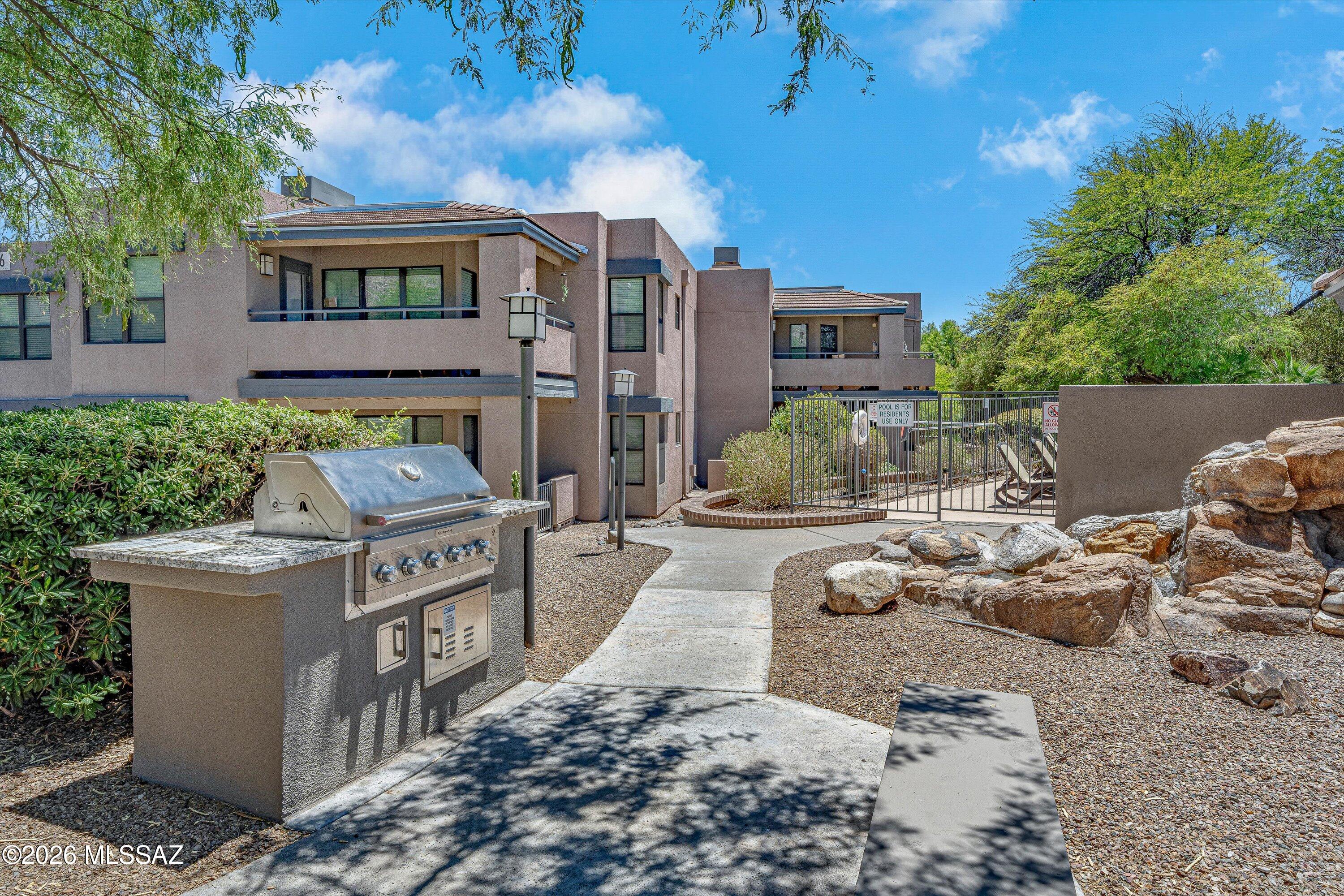 Greens at Ventana Canyon - Residential