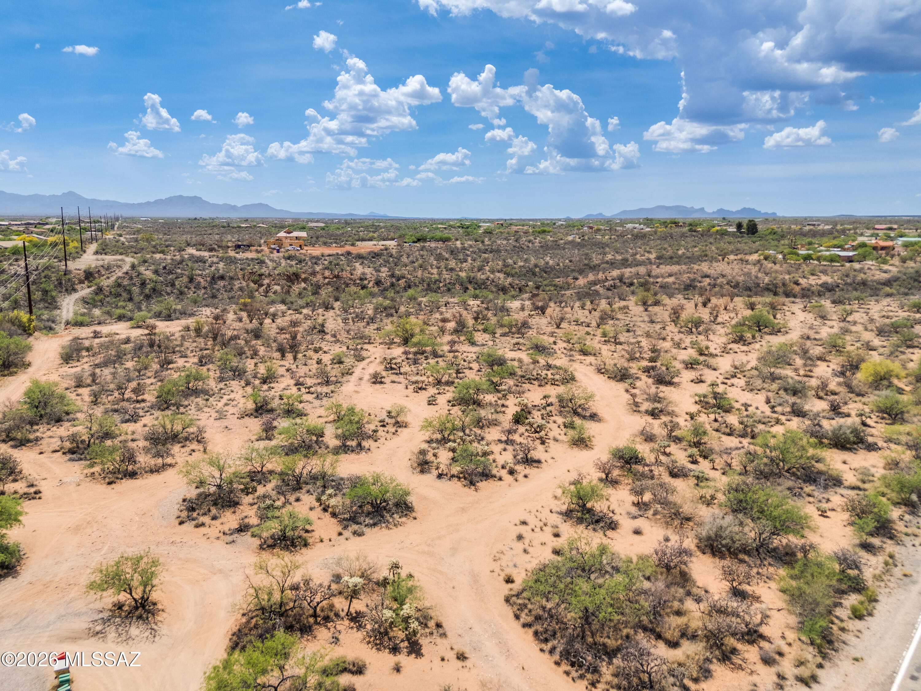 Perfect Lot for  a Custom Home with Stunning Mountain Views. Sewer is available by paying proper fees to Pima County,  The Lot is located on the Paved Section of Calle Tres.