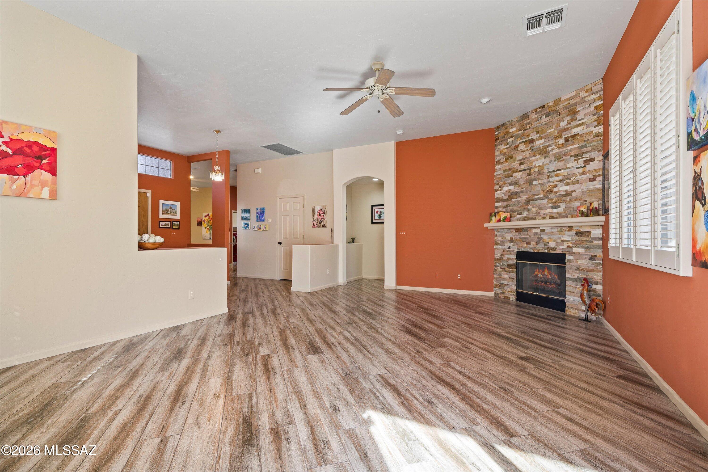 Carmel Pointe (1-104) - Residential