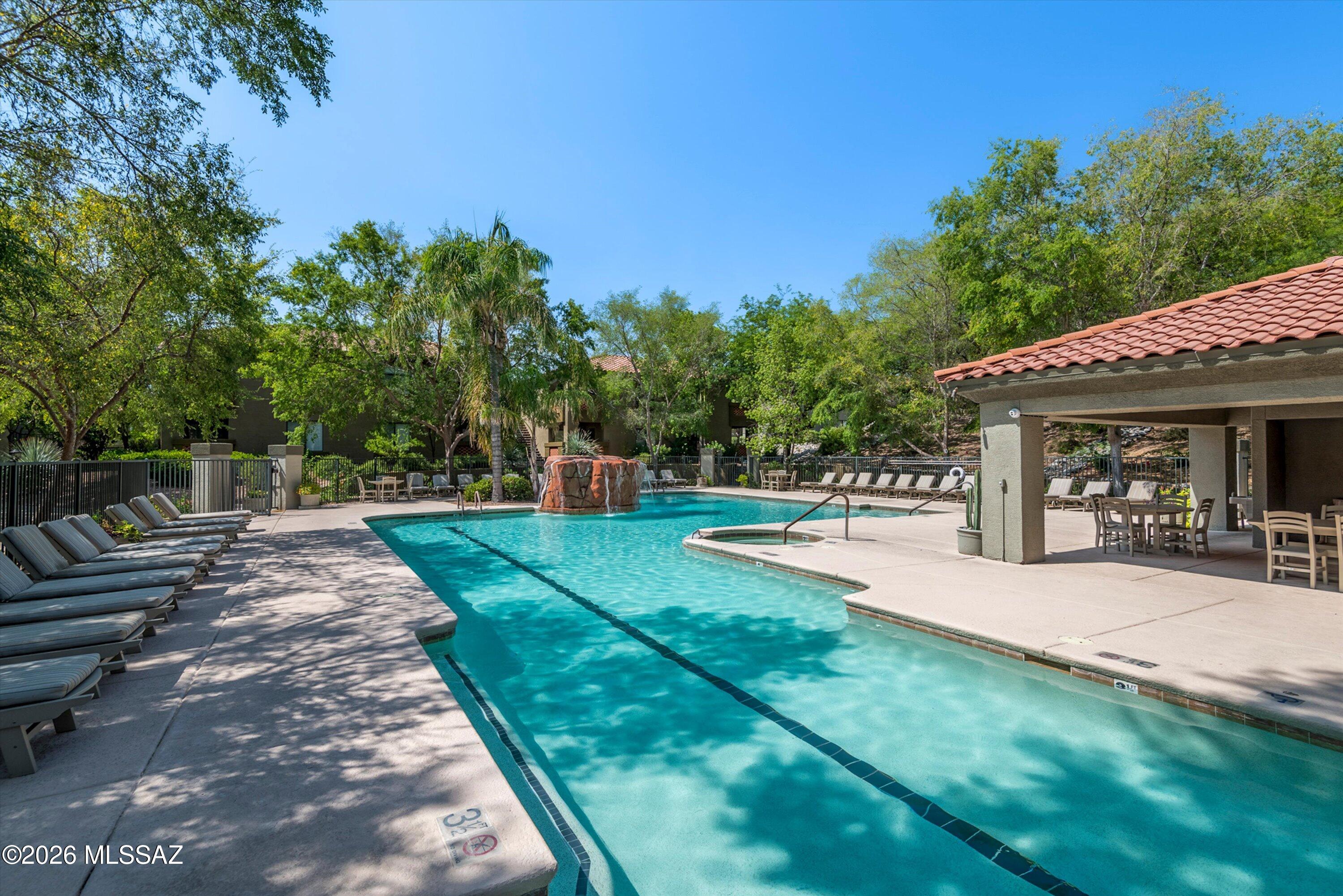 Veranda at Ventana Condominiums - Residential