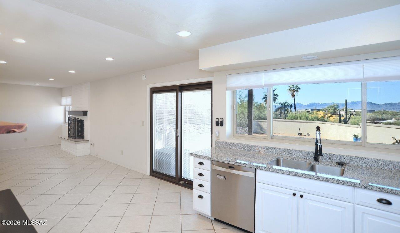 Las Brisas Estates NO. 2 (2, 5-15, 32 & 33) - Residential