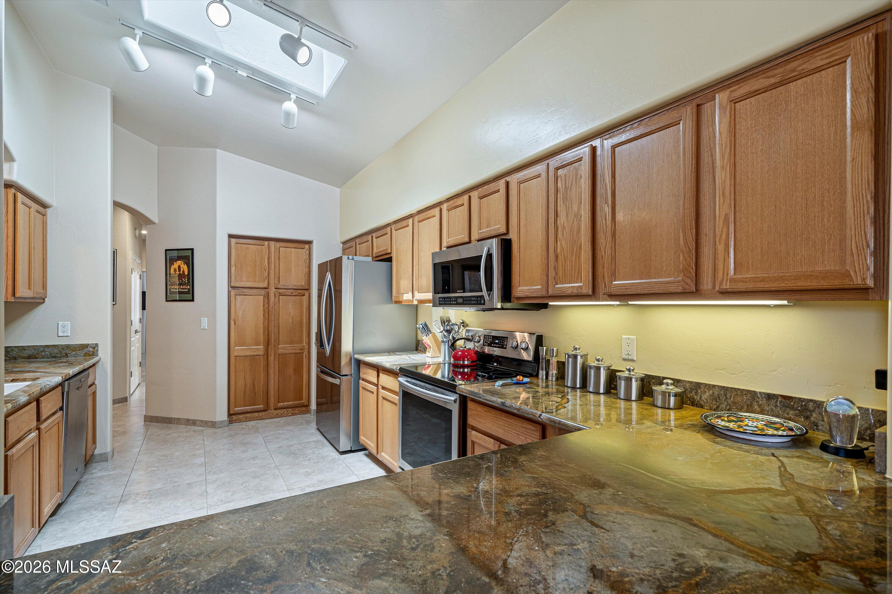 Bluffs At Dove Mountain (1-122) - Residential
