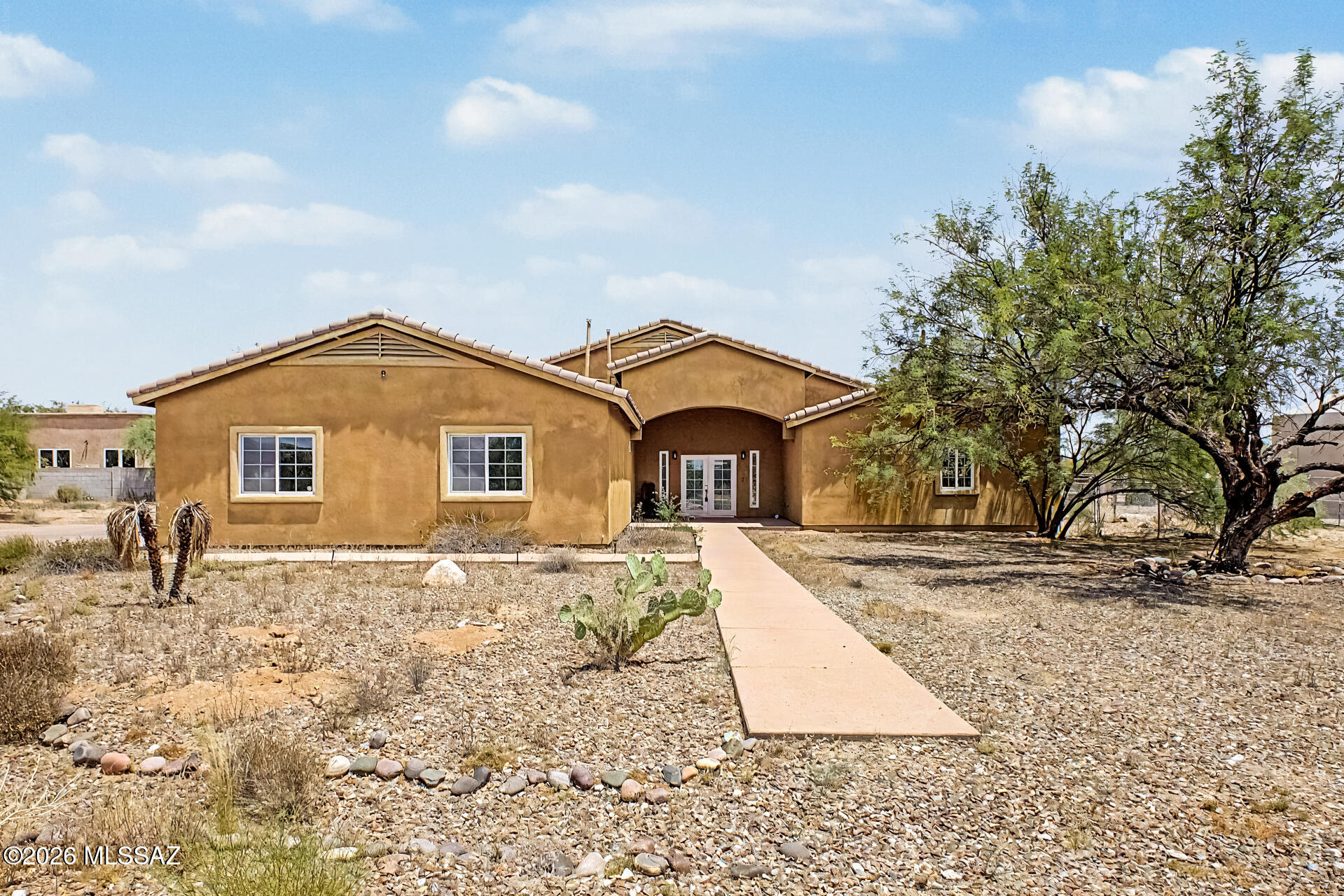 Welcome to this stunning 4-bedroom home with NO HOA! Situated on an almost one-acre lot with horse privileges, this property offers endless possibilities to create anything you can imagine. Bring your toys, RVs, animals, workshop plans, or dream backyard oasis--there's room for it all! The home also features a 3-car garage and an extended driveway with plenty of parking and storage space.
Inside, you'll love the bright and airy floor plan featuring soaring vaulted ceilings, wood-look flooring, ceiling fans, and neutral tones that complement any style.
The spotless kitchen is designed for entertaining with ample cabinetry, granite countertops, stainless steel appliances, and a large center island perfect for gathering with family and friends.
The spacious primary suite is a true retreat. The backyard includes a covered patio perfect for morning coffee and weekend grills, a grass area, and plenty of space for outdoor activities, future additions, animals, and toys! Enjoy the beautiful mountain views! Come see it before it's gone!