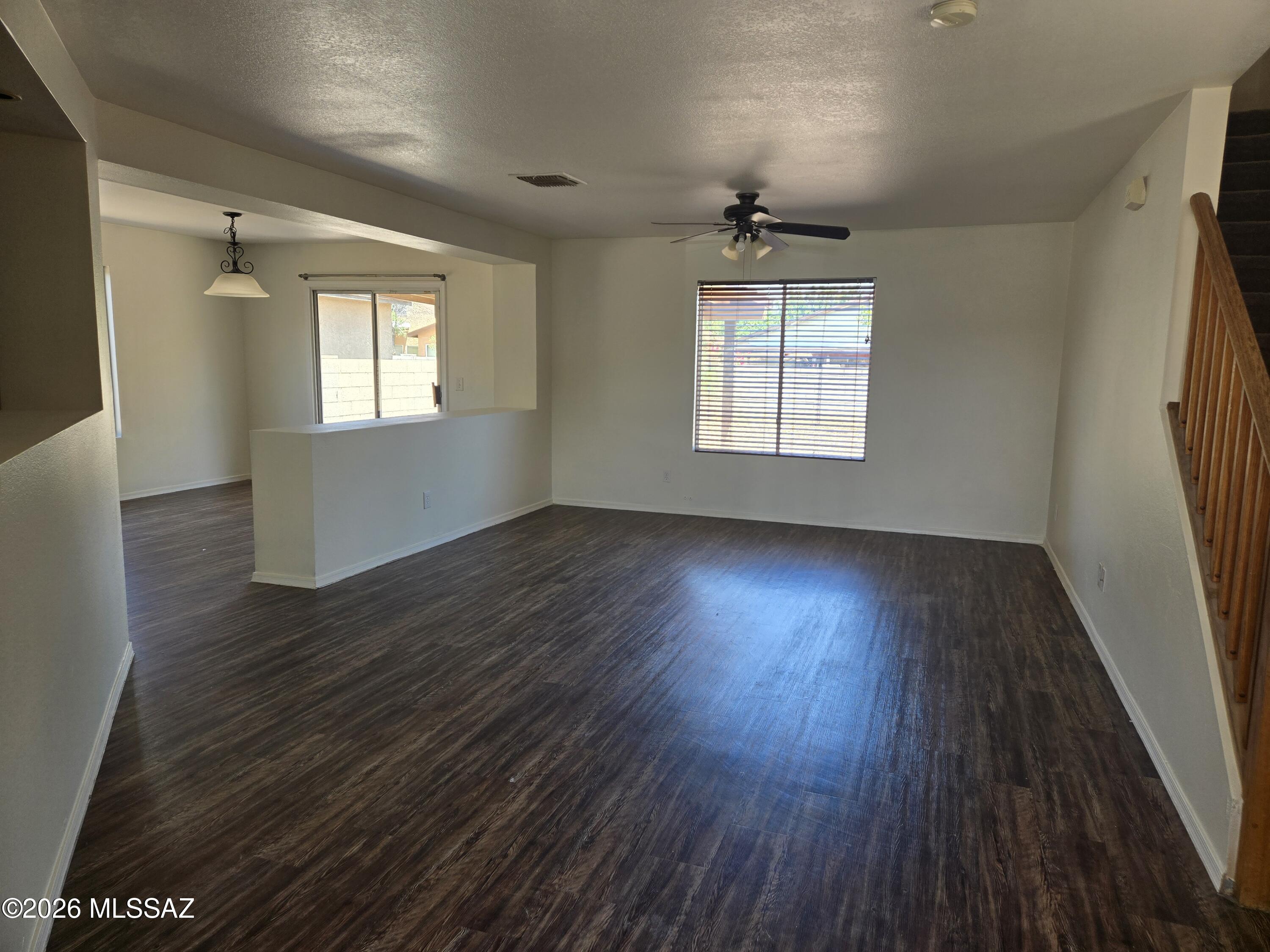 Tierra Vista Phase I (99-285,299-309,372-383) - Residential Lease