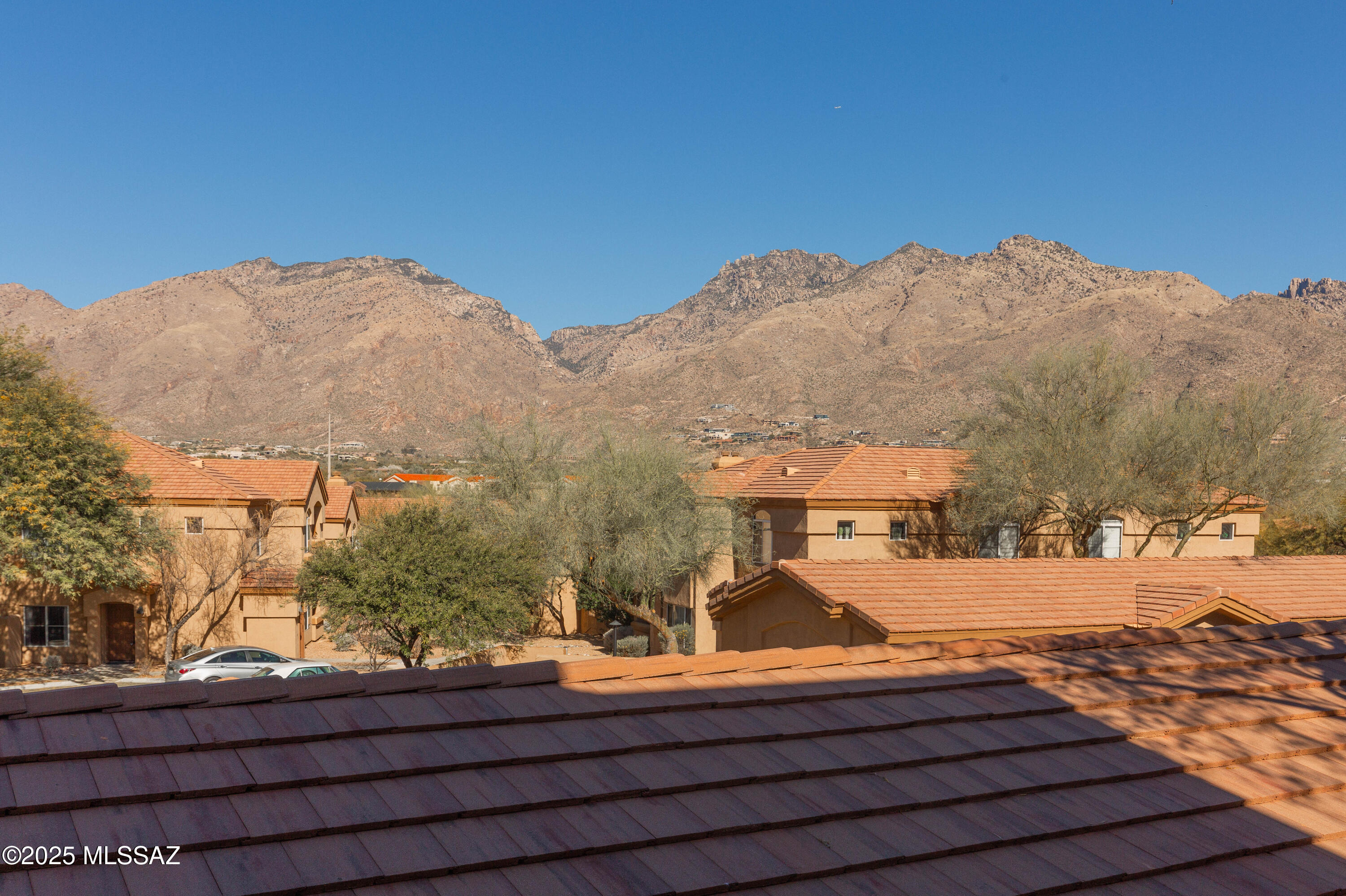 Pinnacle Canyon Condominium - Residential