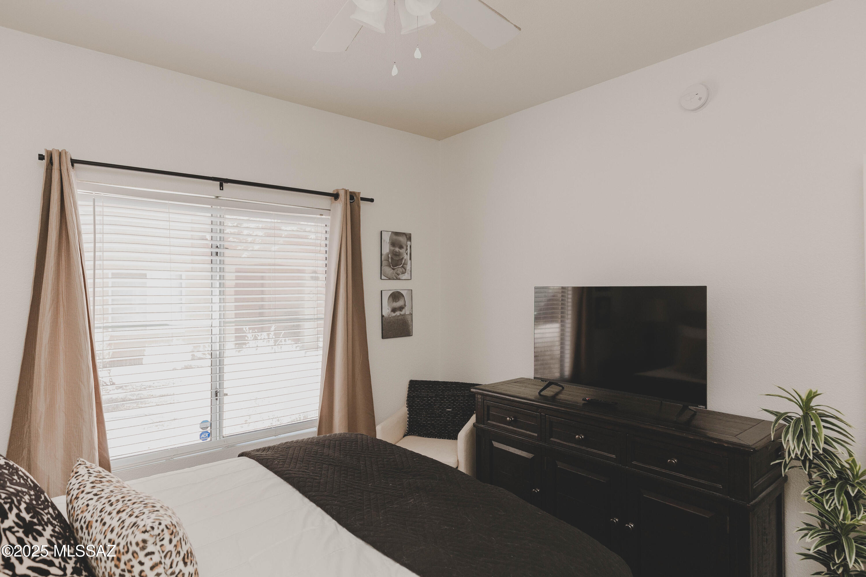 Pinnacle Canyon Condominium - Residential
