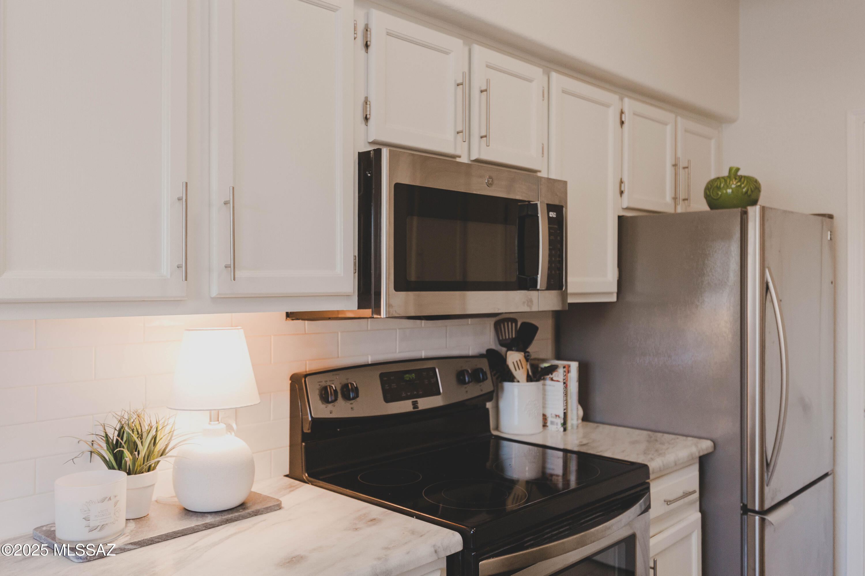 Pinnacle Canyon Condominium - Residential