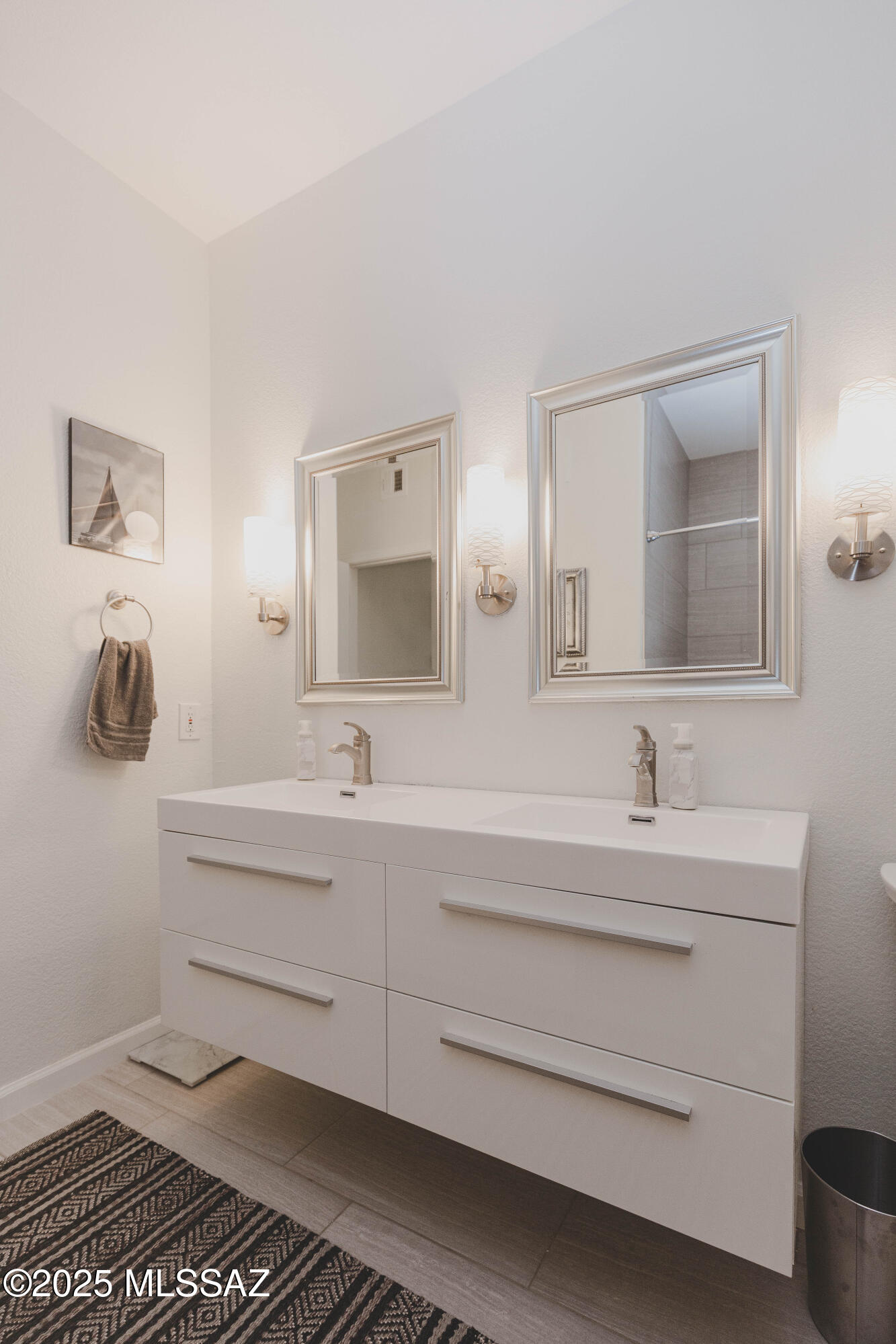 Pinnacle Canyon Condominium - Residential