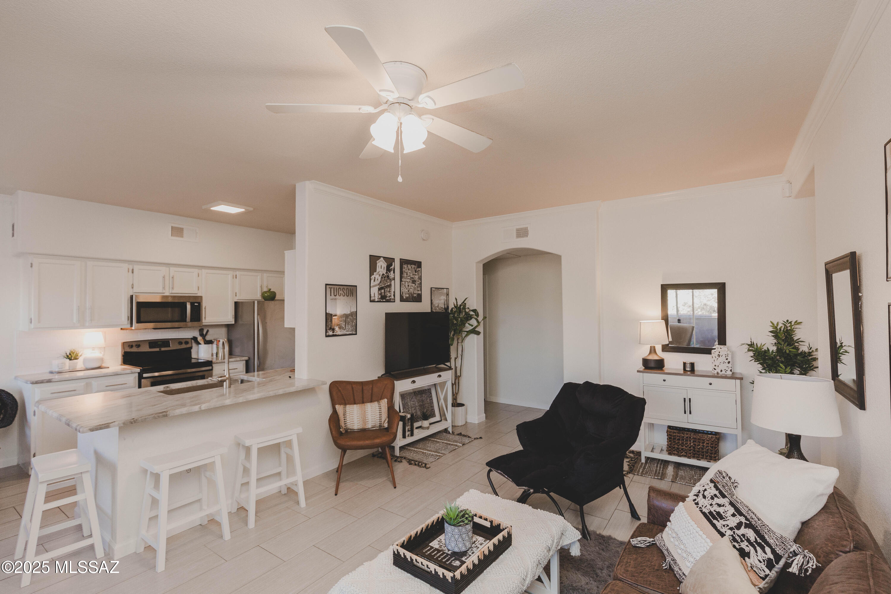 Pinnacle Canyon Condominium - Residential