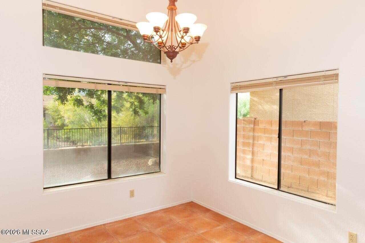 Country Club(1-221) - Residential
