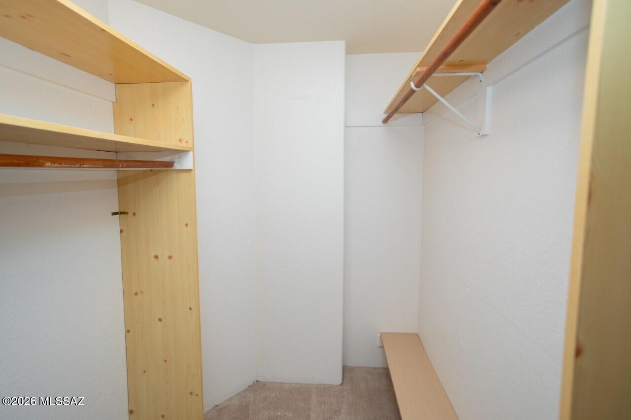 Country Club(1-221) - Residential