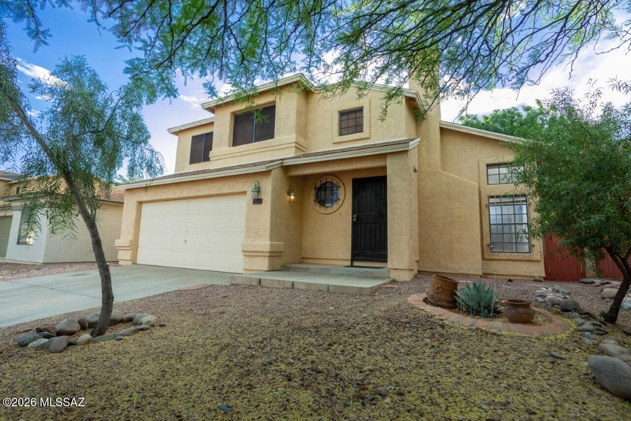 Country Club(1-221) - Residential