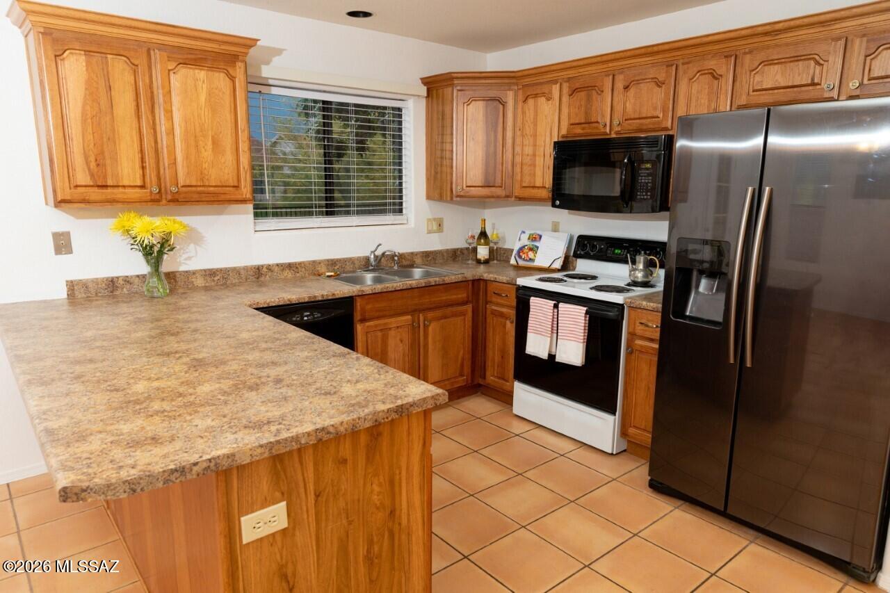 Country Club(1-221) - Residential