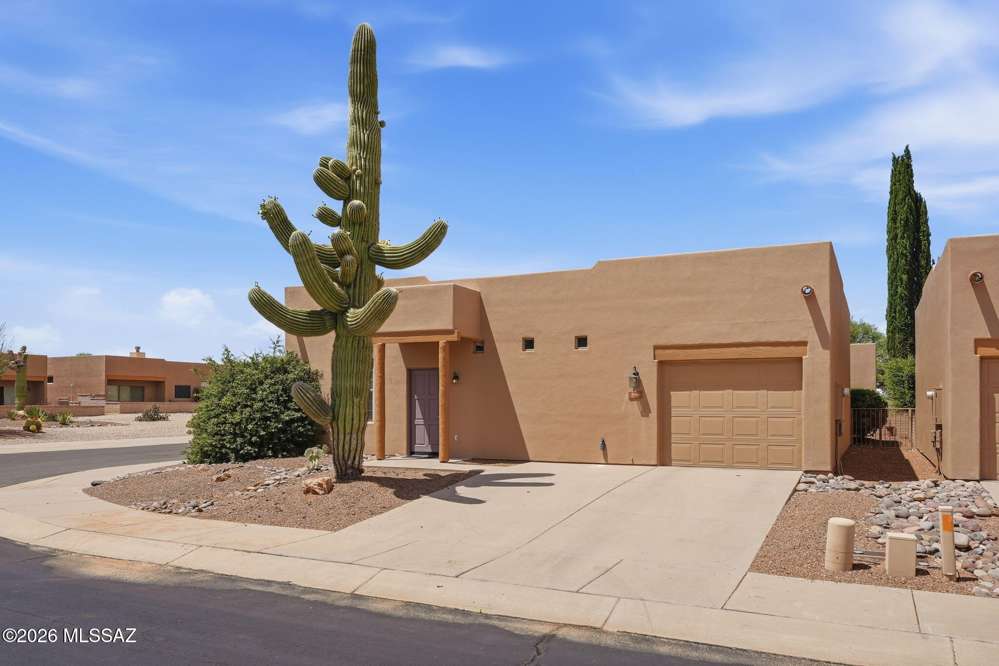 Clean Detached Cute 2Br 2Ba (two suites) with ceiling fans, small walk in closets all tile except Br's on corner lot in Great Neighborhood. Priced to sell!