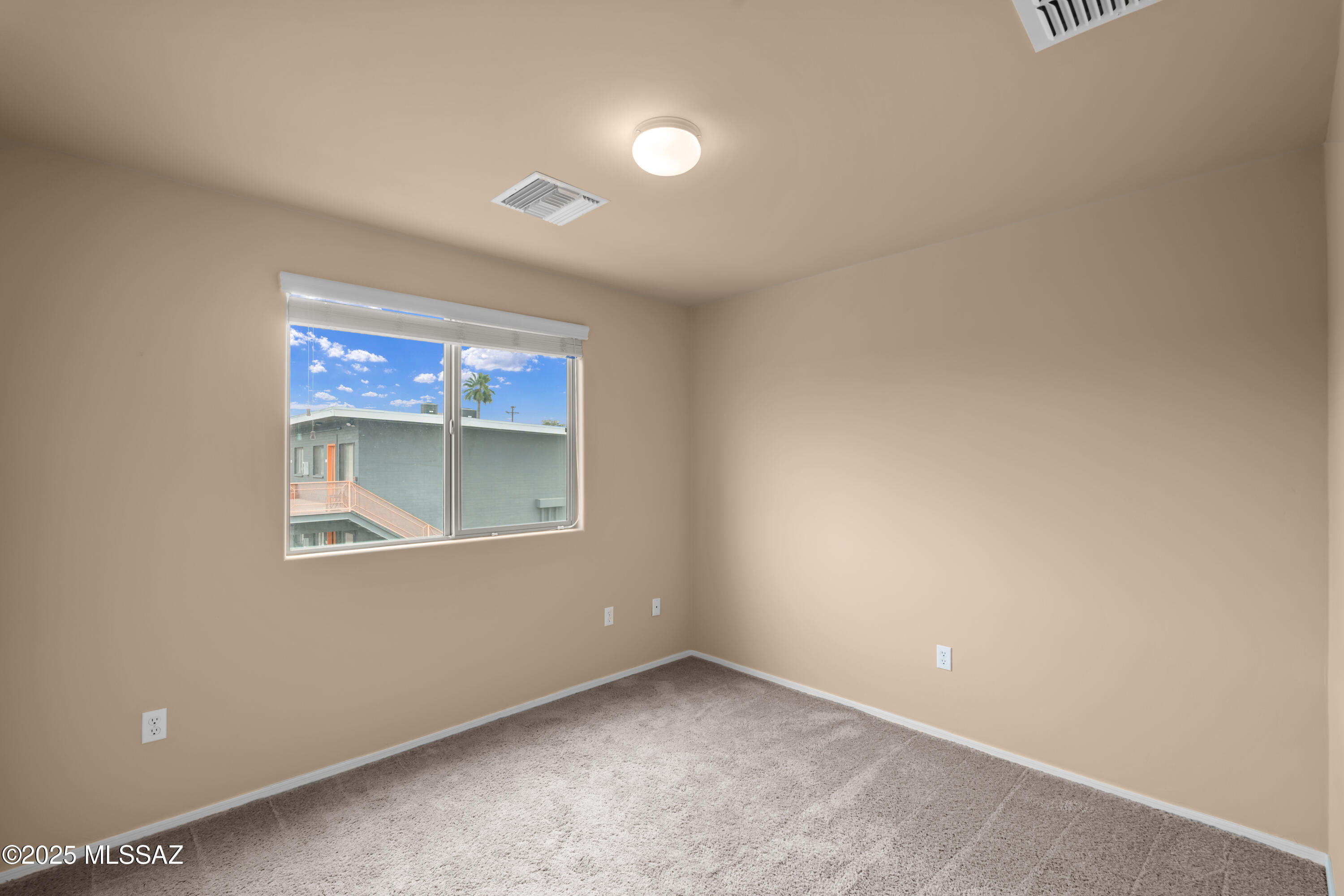 Third Street Promenade Condominium SQ20140240790 - Residential