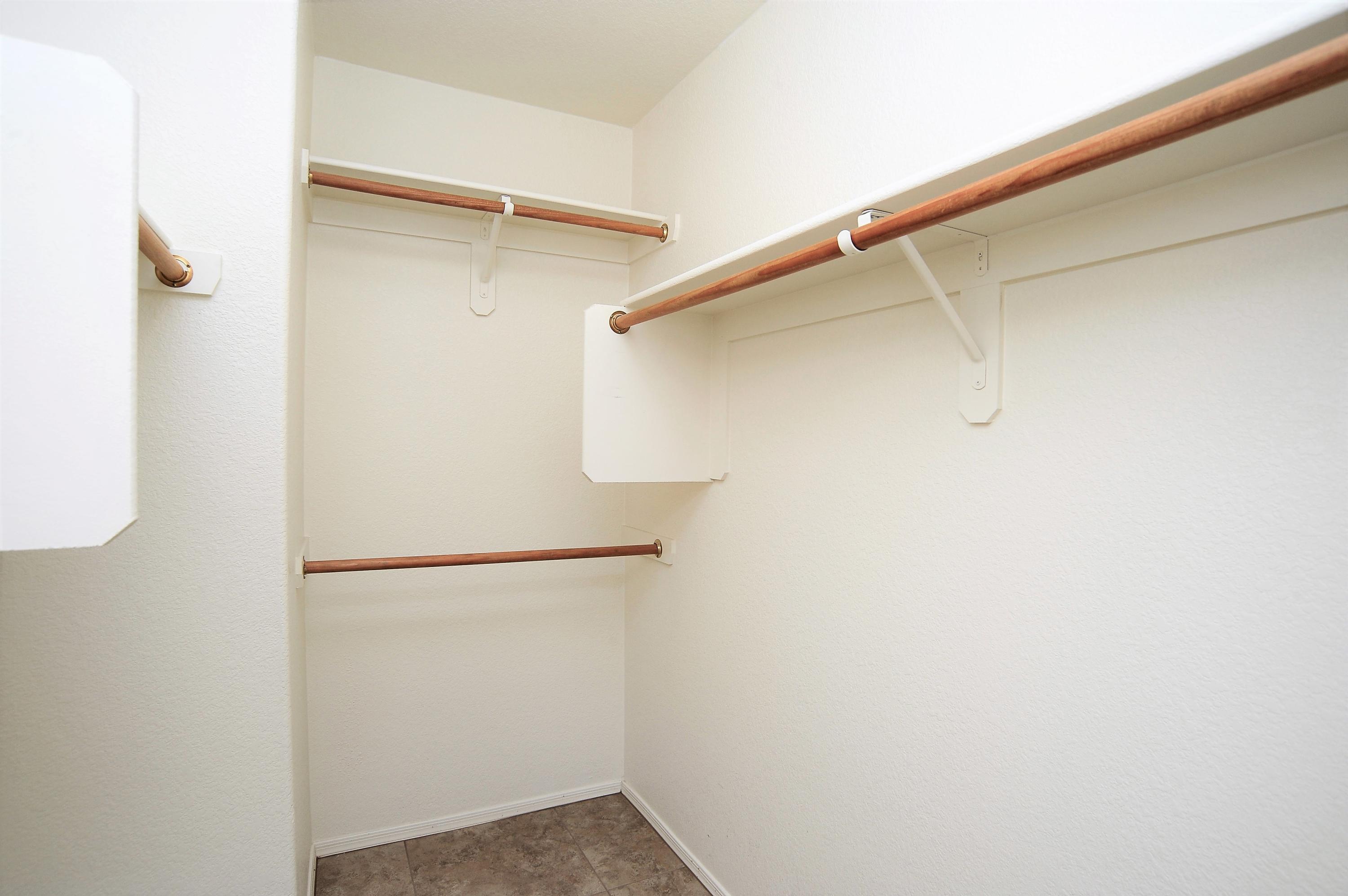 Mona Lisa Heights - Residential Lease