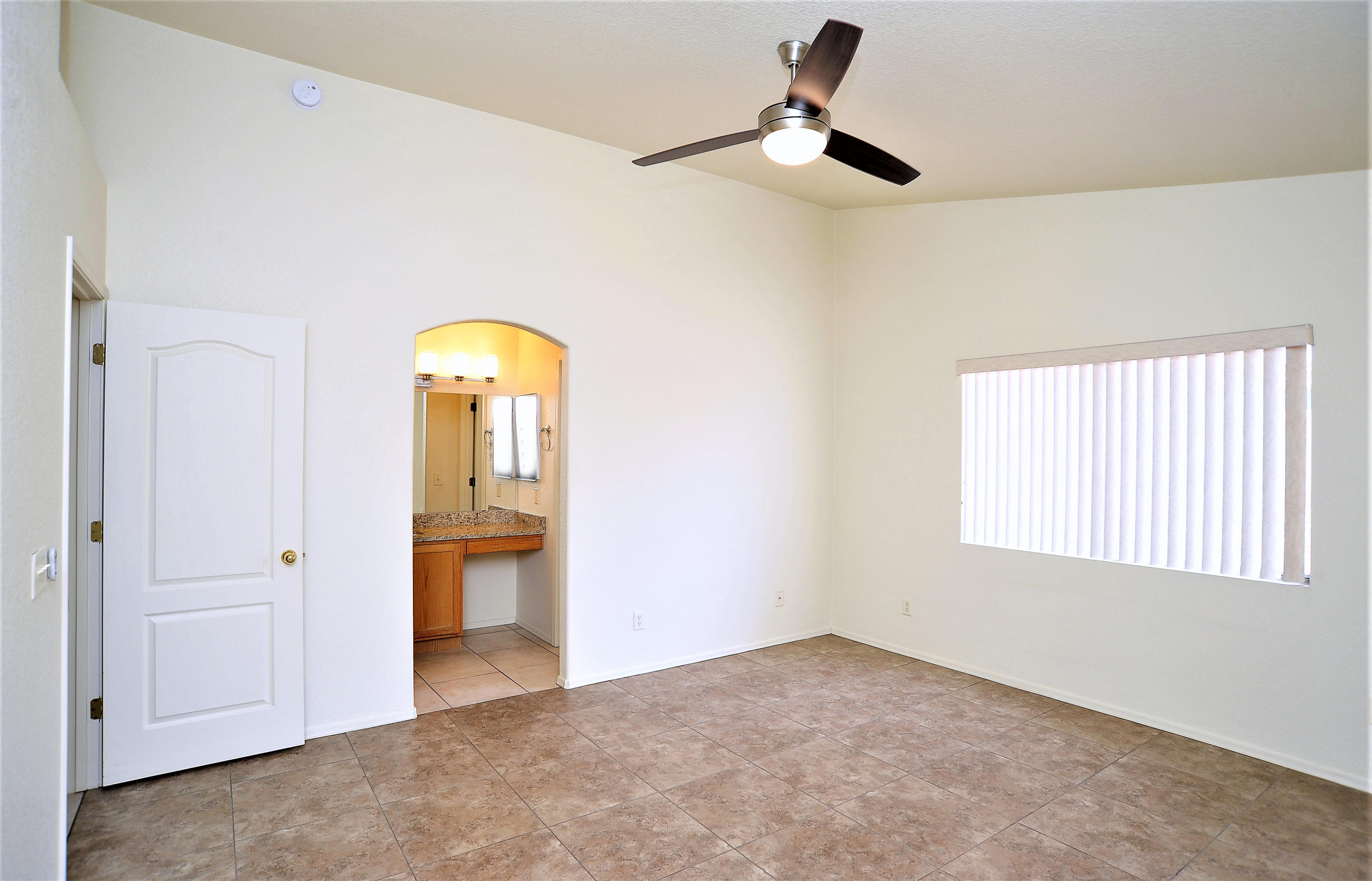 Mona Lisa Heights - Residential Lease